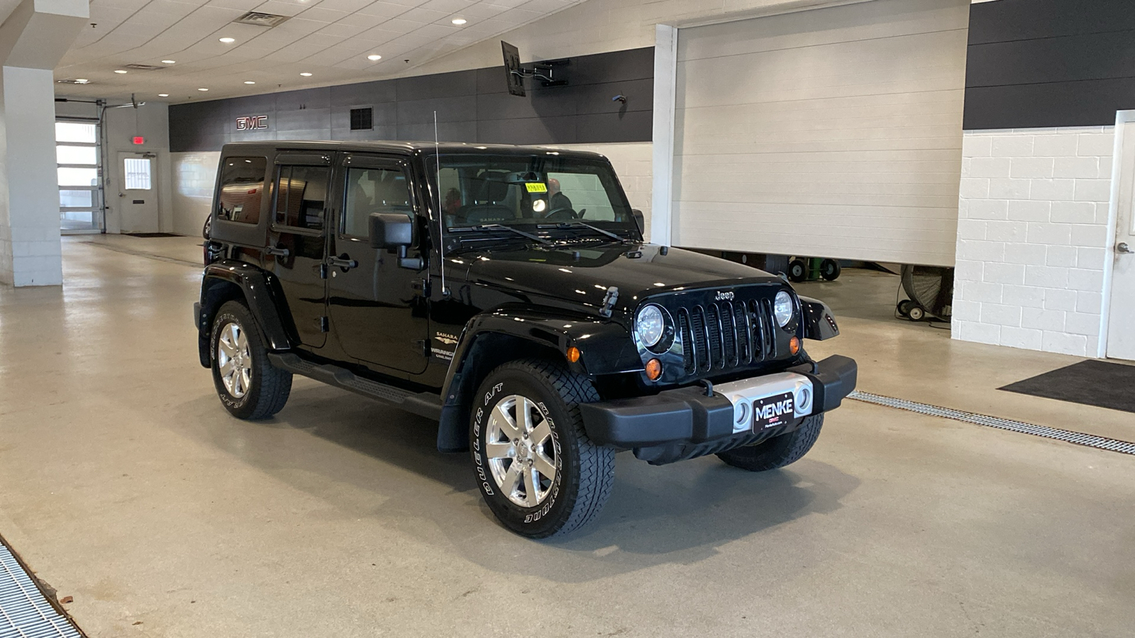 2013 Jeep Wrangler Unlimited Sahara 4