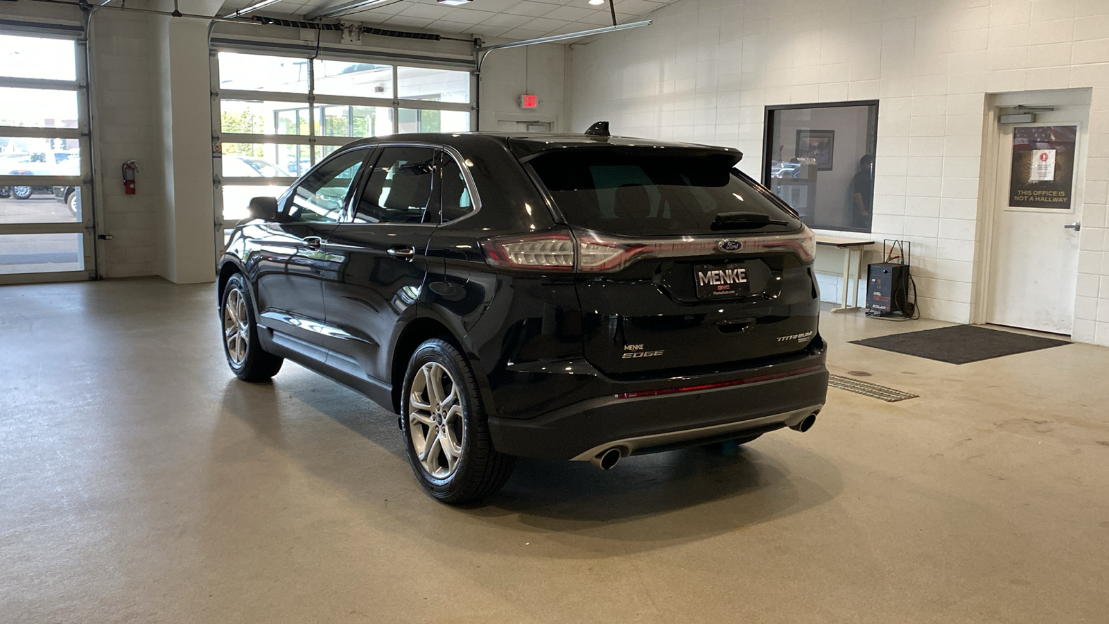 2015 Ford Edge Titanium 8