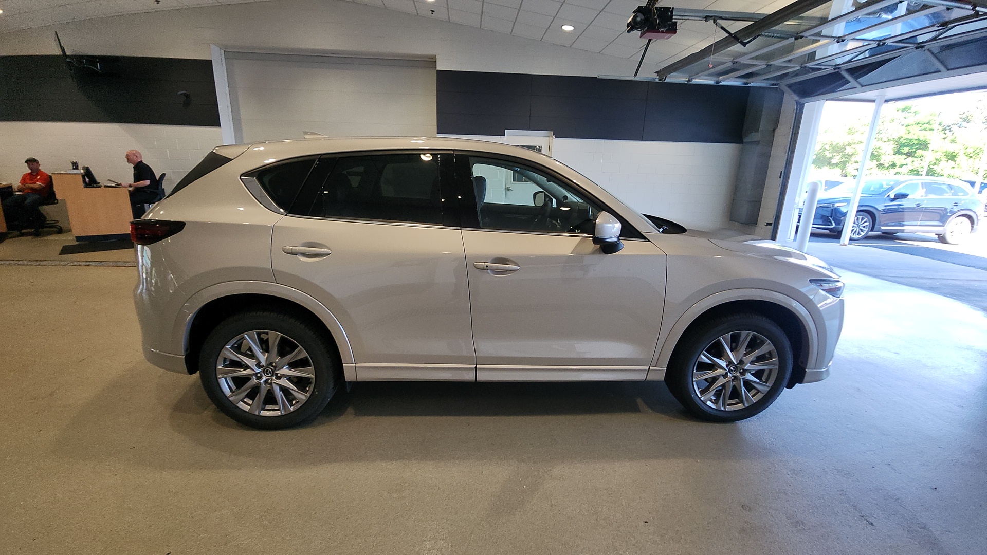 2024 Mazda CX-5 2.5 S Premium Package 5