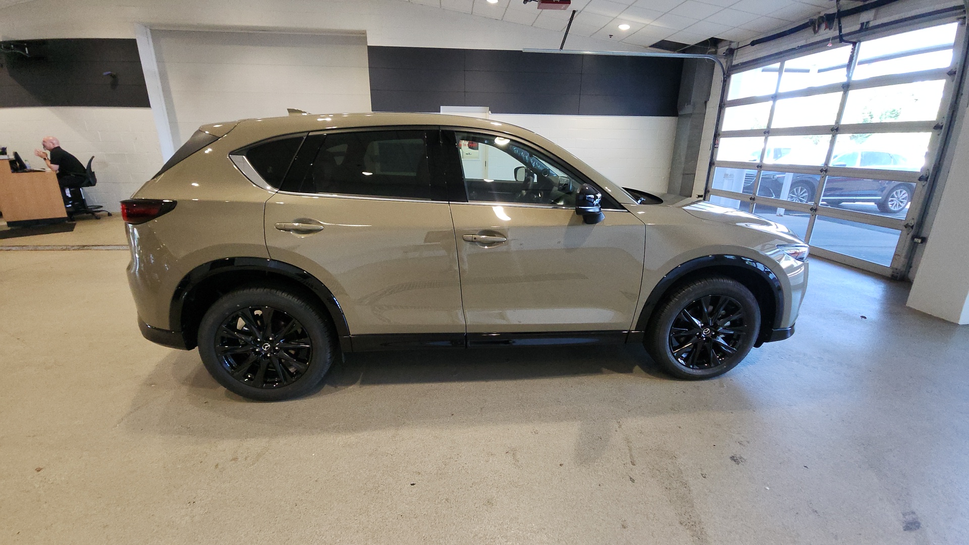 2024 Mazda CX-5 2.5 Carbon Turbo 5