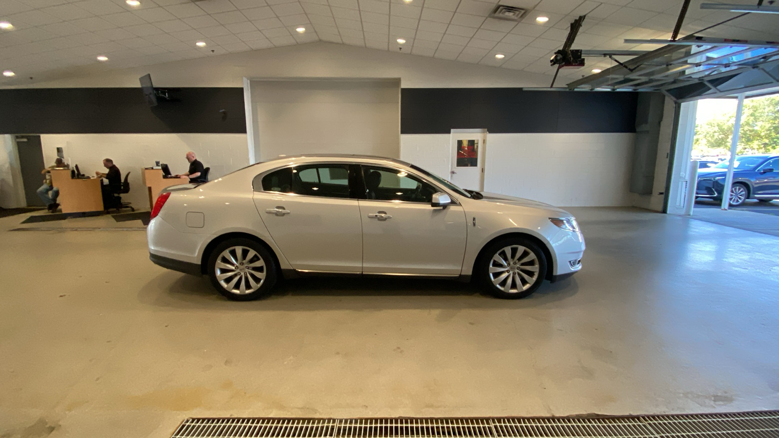 2013 Lincoln MKS Base 5