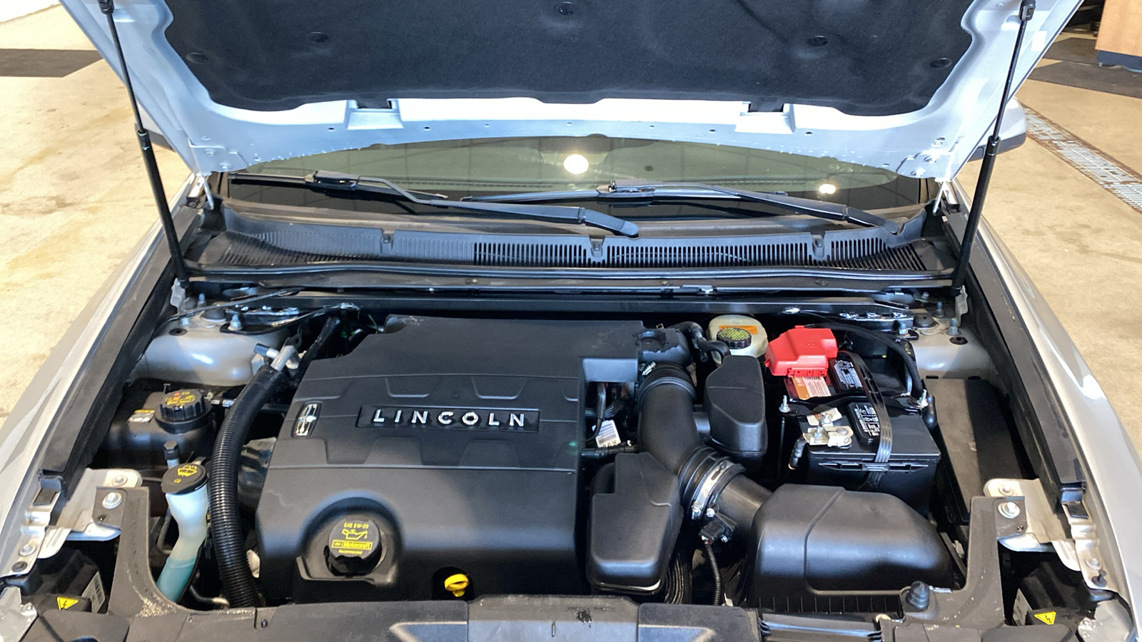 2013 Lincoln MKS Base 12