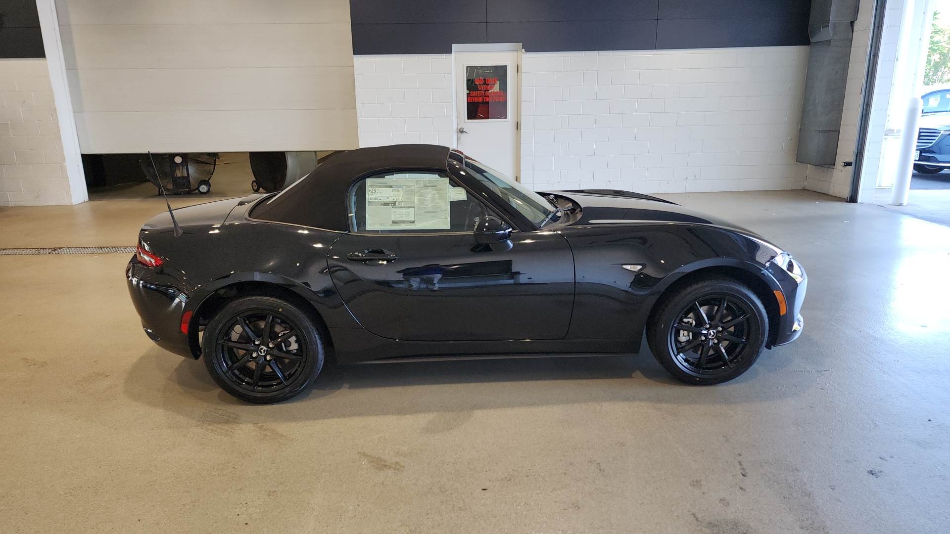 2024 Mazda MX-5 Miata Sport 5