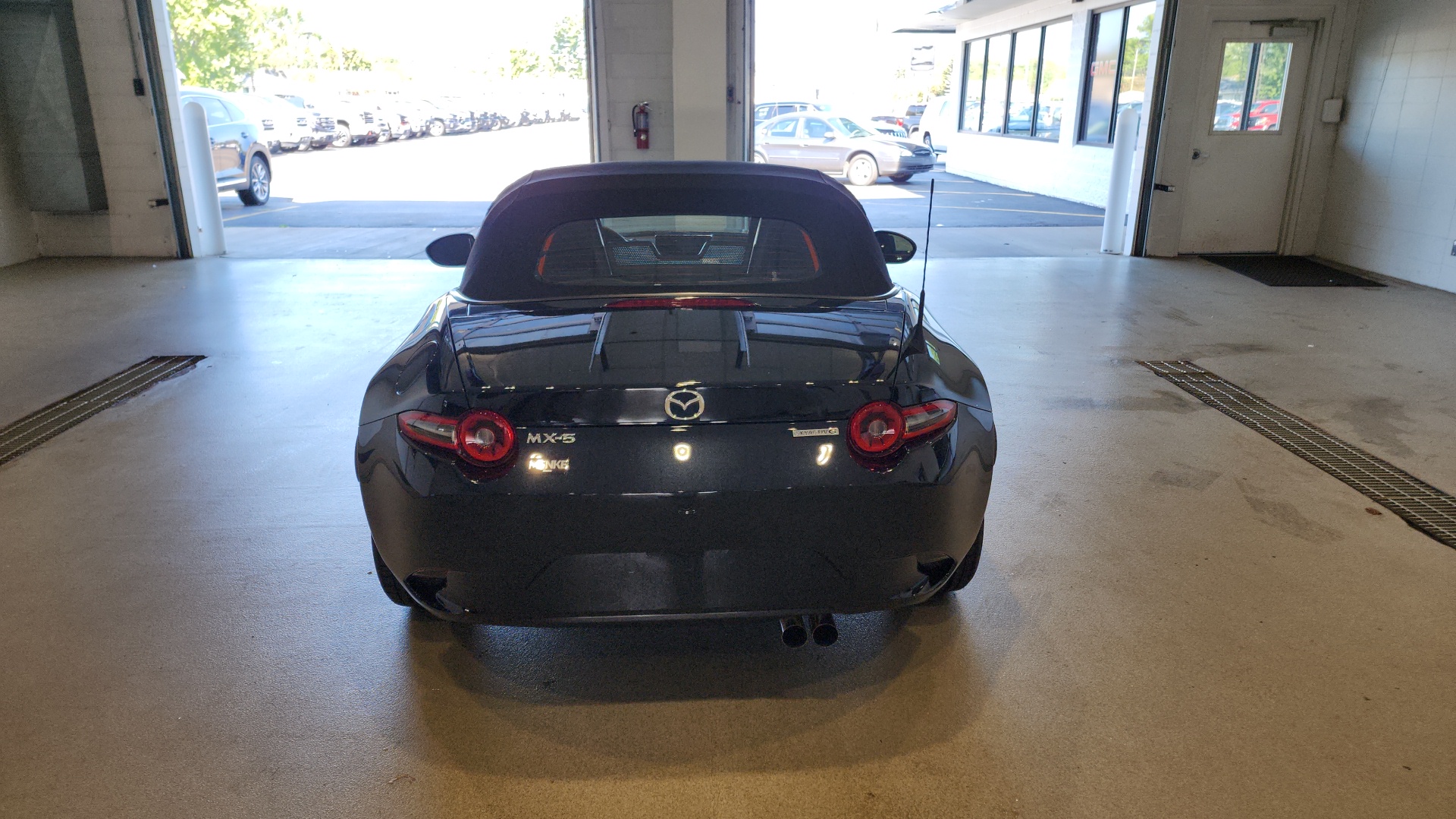 2024 Mazda MX-5 Miata Sport 7