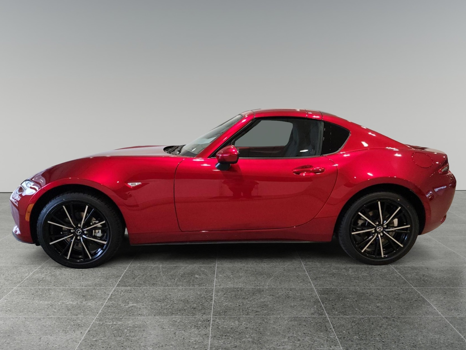 2024 Mazda MX-5 Miata RF Grand Touring 1