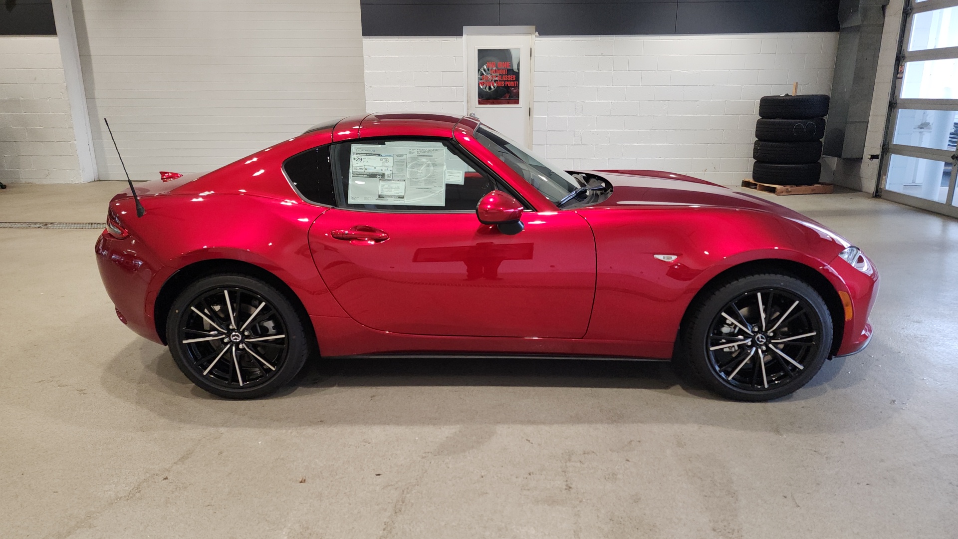 2024 Mazda MX-5 Miata RF Grand Touring 5