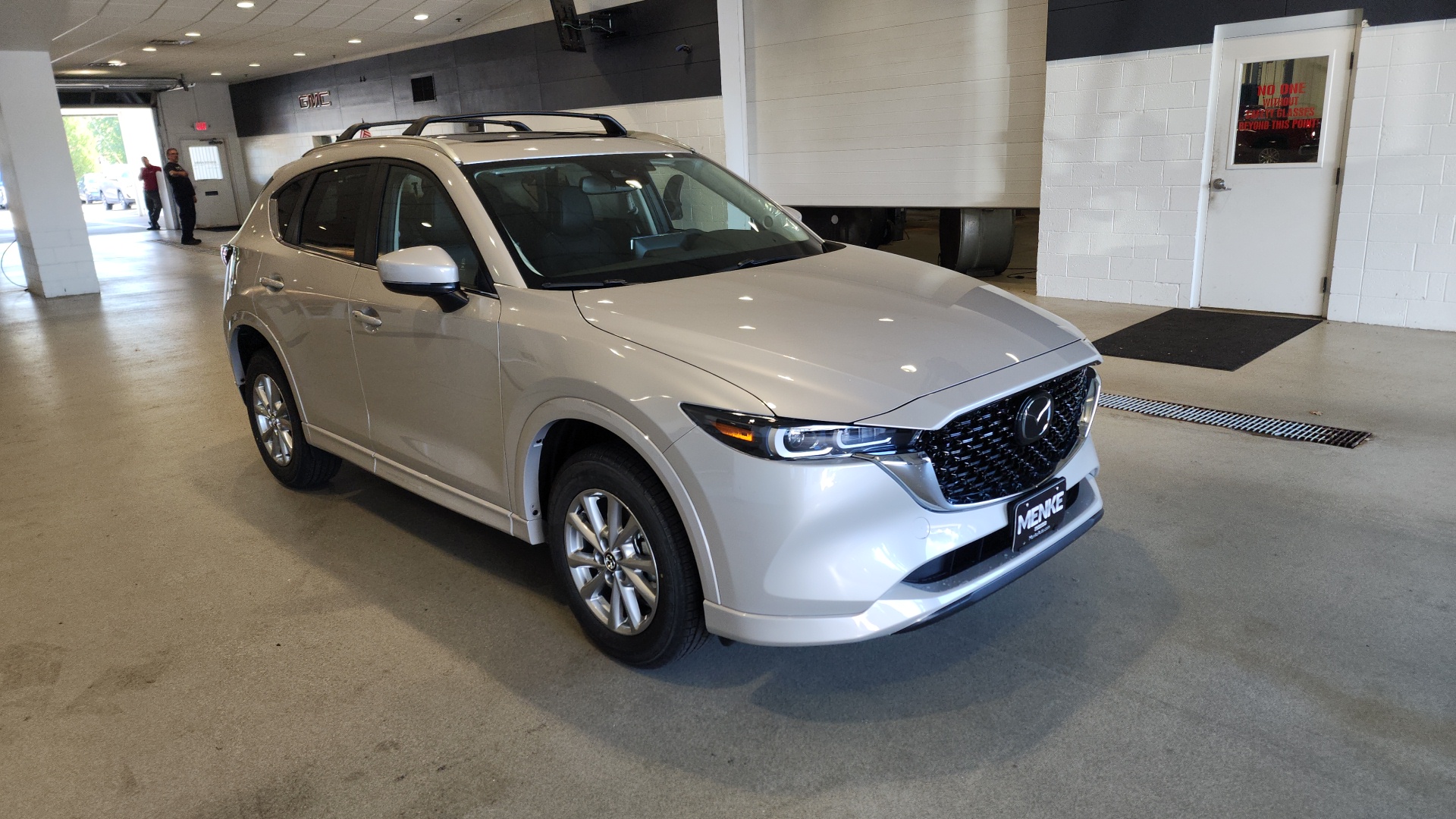 2025 Mazda CX-5 2.5 S Preferred Package 4