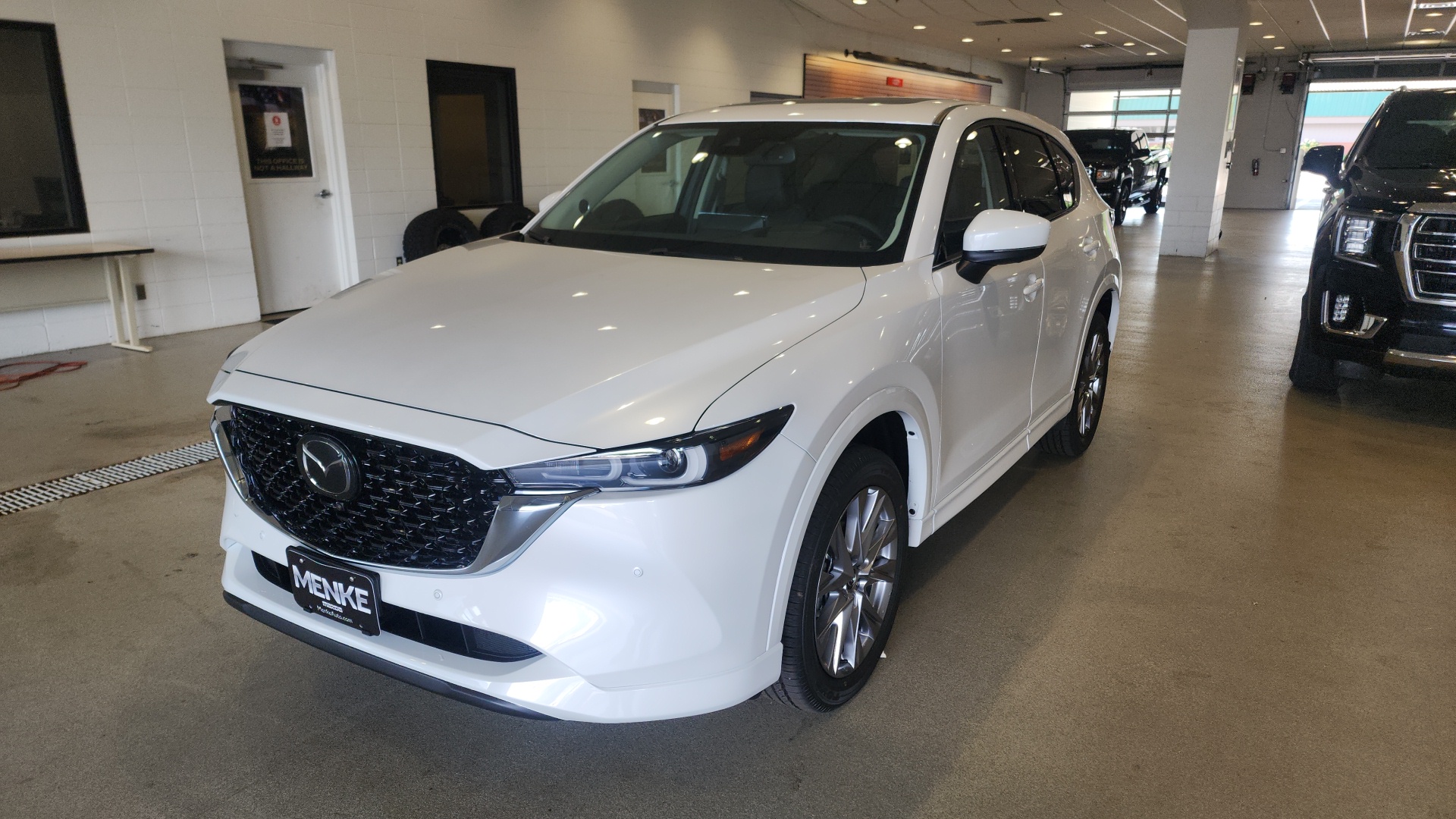 2025 Mazda CX-5 2.5 S Premium Plus Package 2