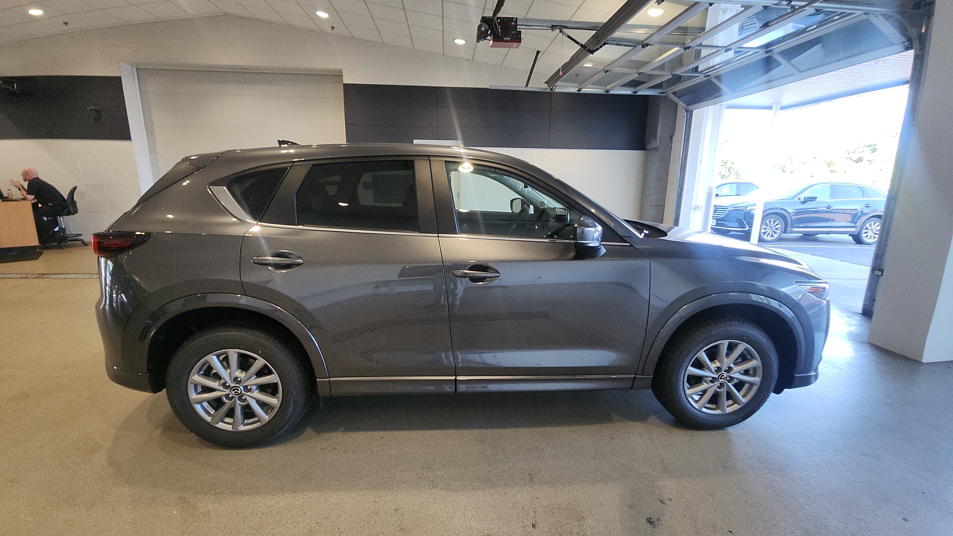 2025 Mazda CX-5 2.5 S Preferred Package 5