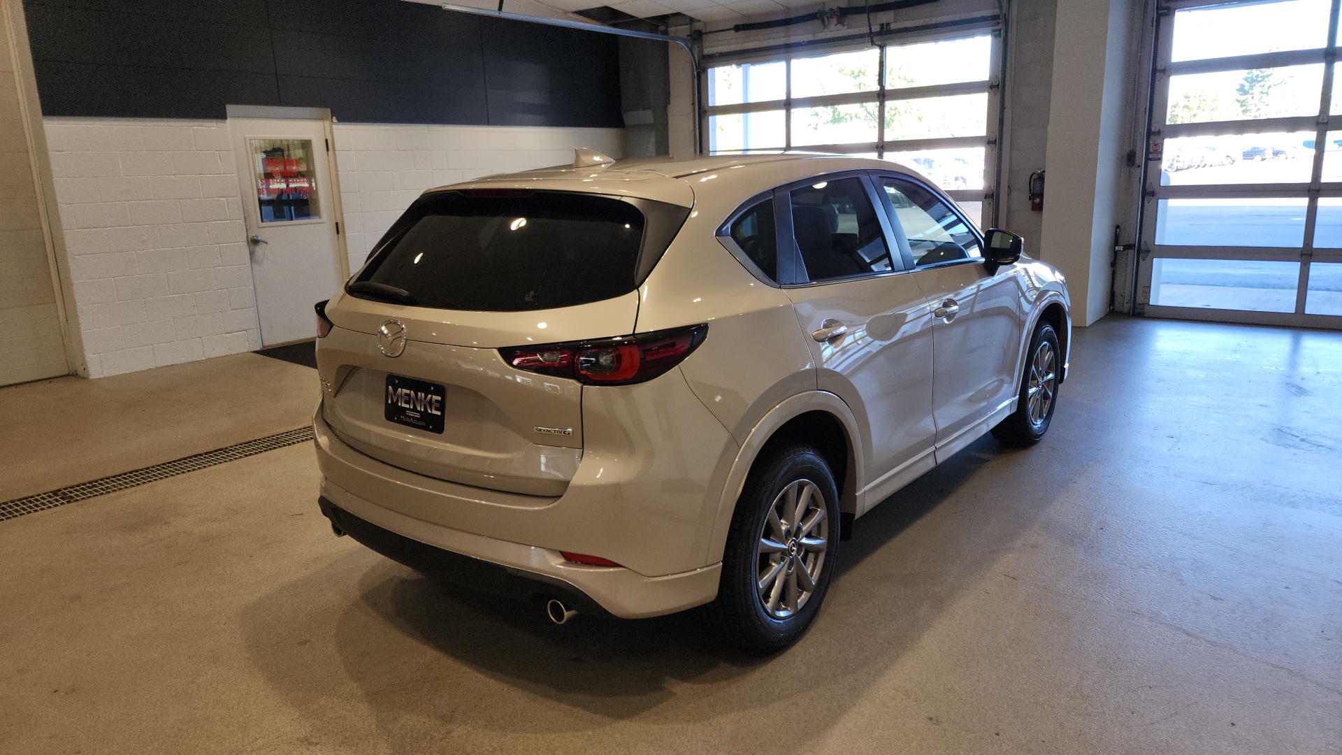 2025 Mazda CX-5 2.5 S Preferred Package 6