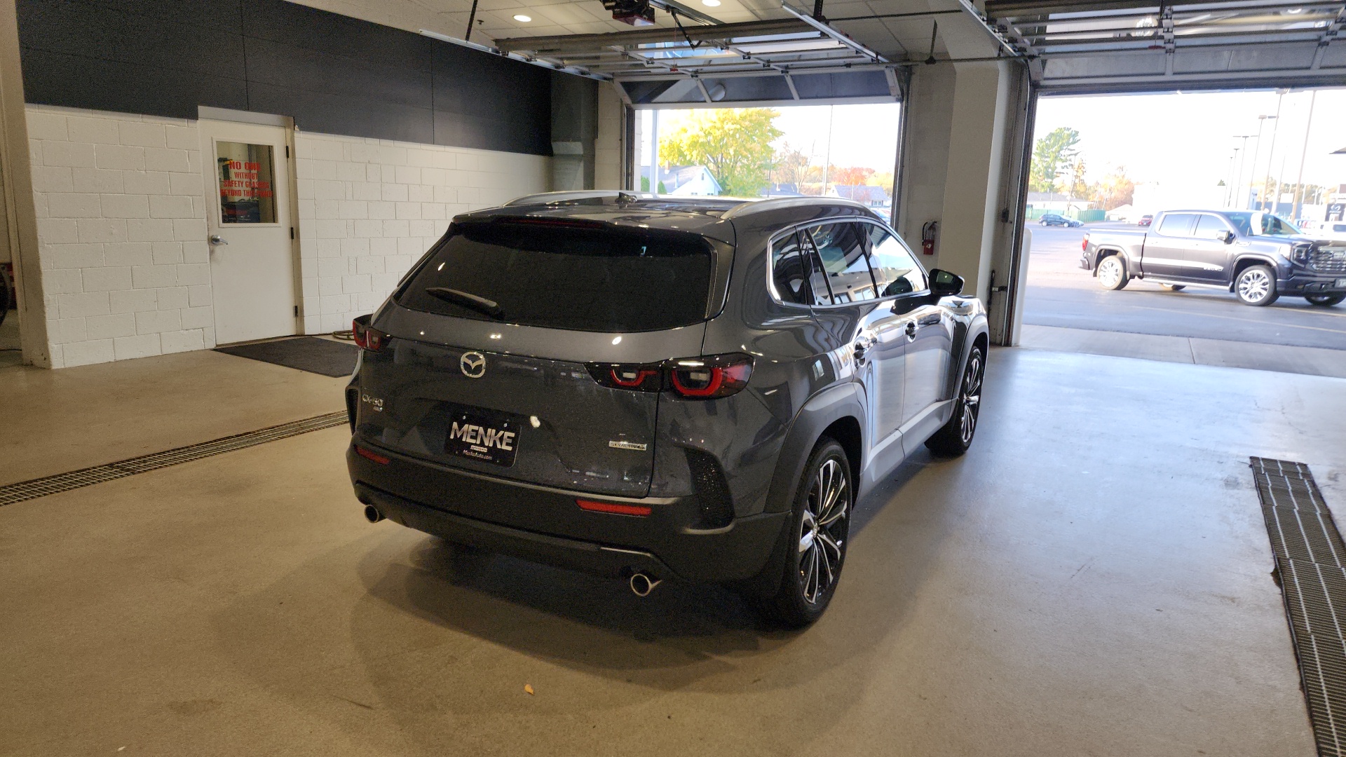 2025 Mazda CX-50 2.5 S Premium Plus Package 6