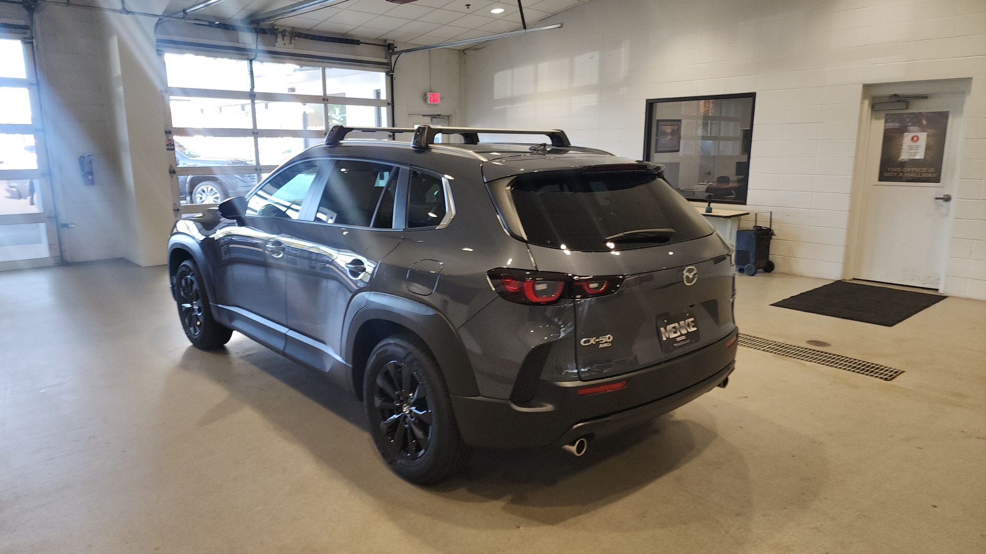 2025 Mazda CX-50 2.5 S Premium Package 8