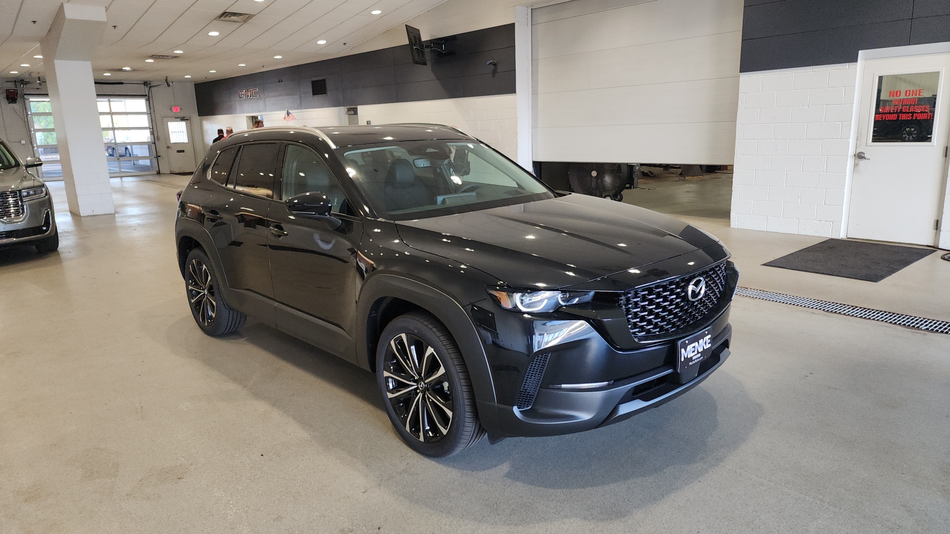 2025 Mazda CX-50 2.5 S Premium Plus Package 4