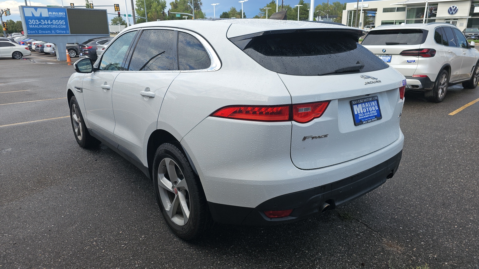 2020 Jaguar F-PACE 25t Premium AWD, Turbo Engine, Leather, Sunroof, B 4