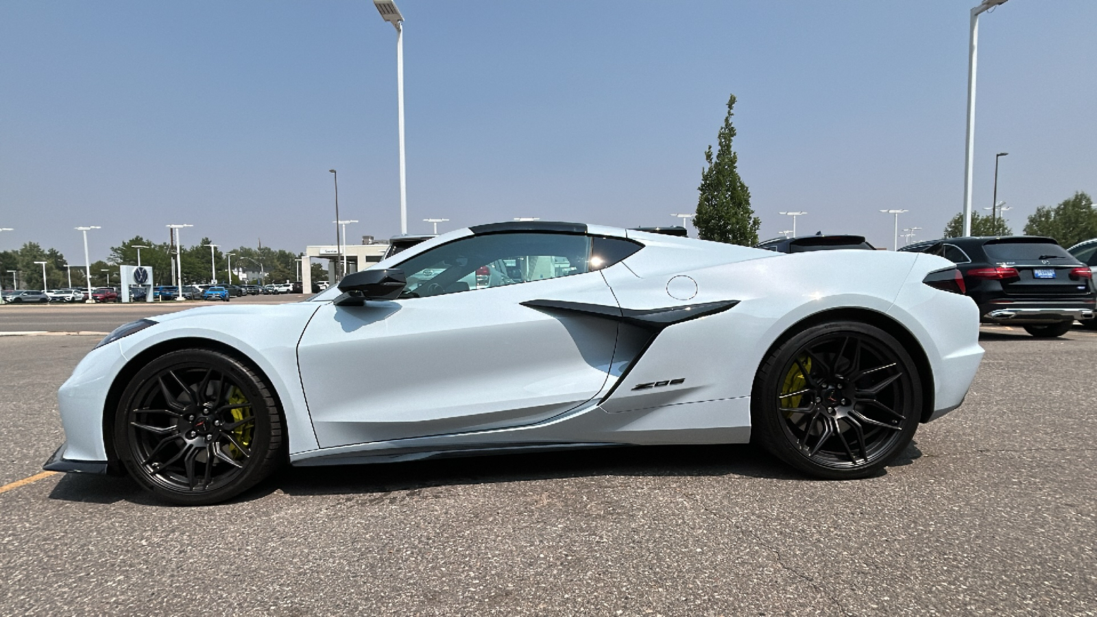 2024 Chevrolet Corvette Z06 Powerful V8, Leather, Heated Seats, Navigation 4