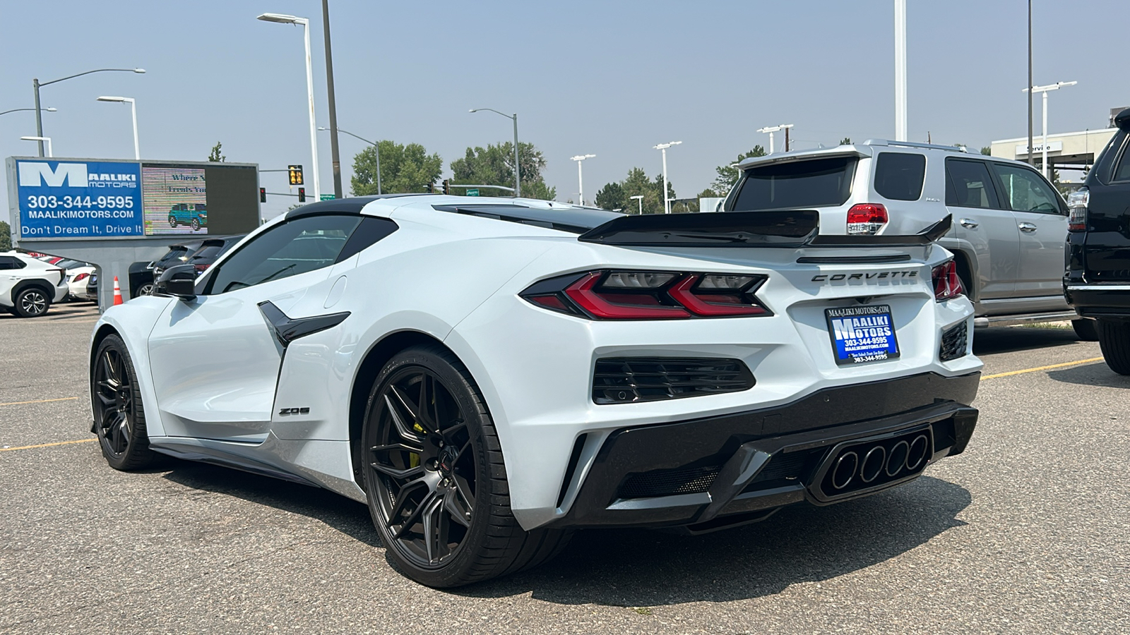 2024 Chevrolet Corvette Z06 Powerful V8, Leather, Heated Seats, Navigation 5