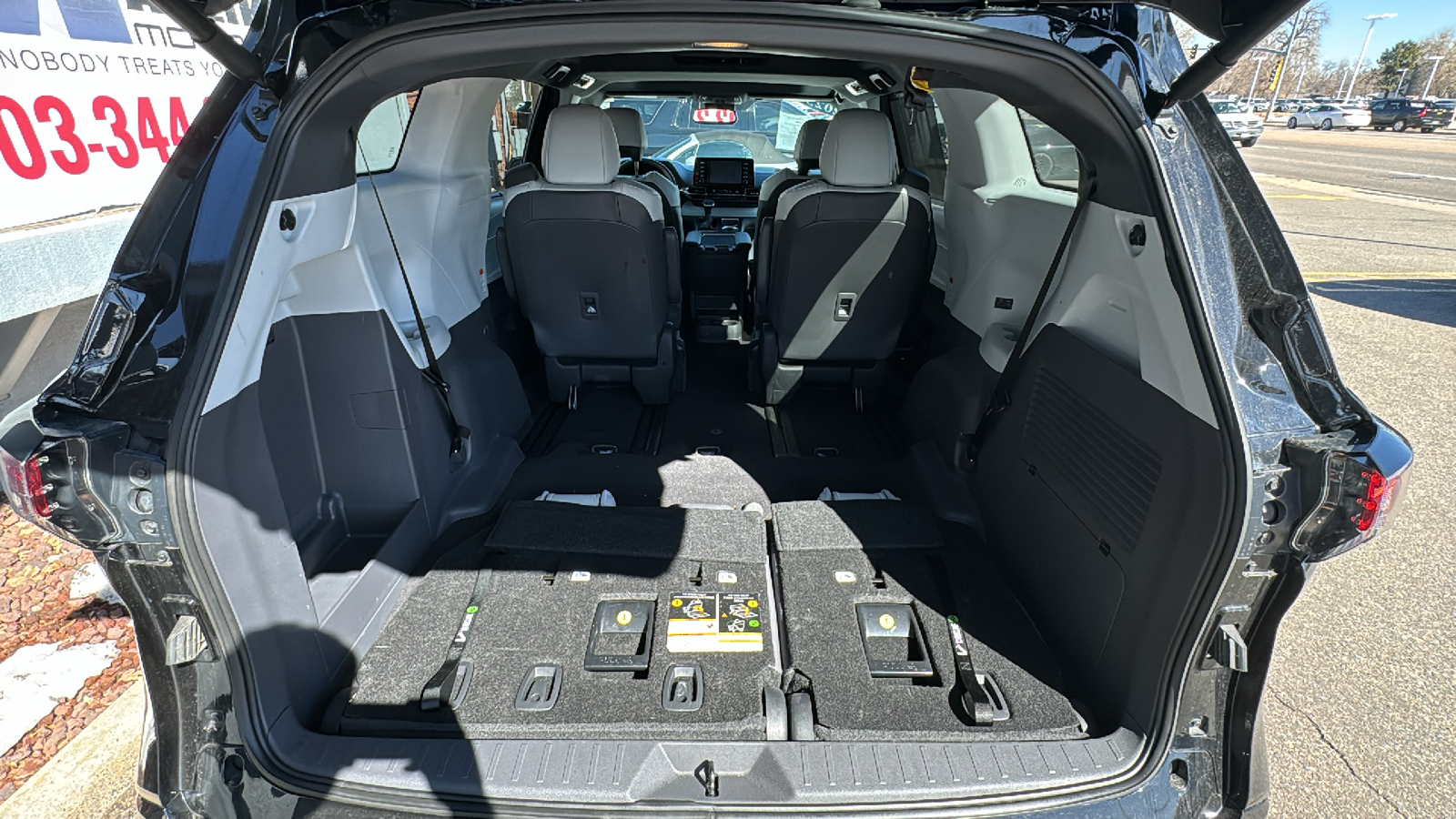 2023 Toyota Sienna XSE 7-Passenger Hybrid Power, Spacious 7-Passenger 20