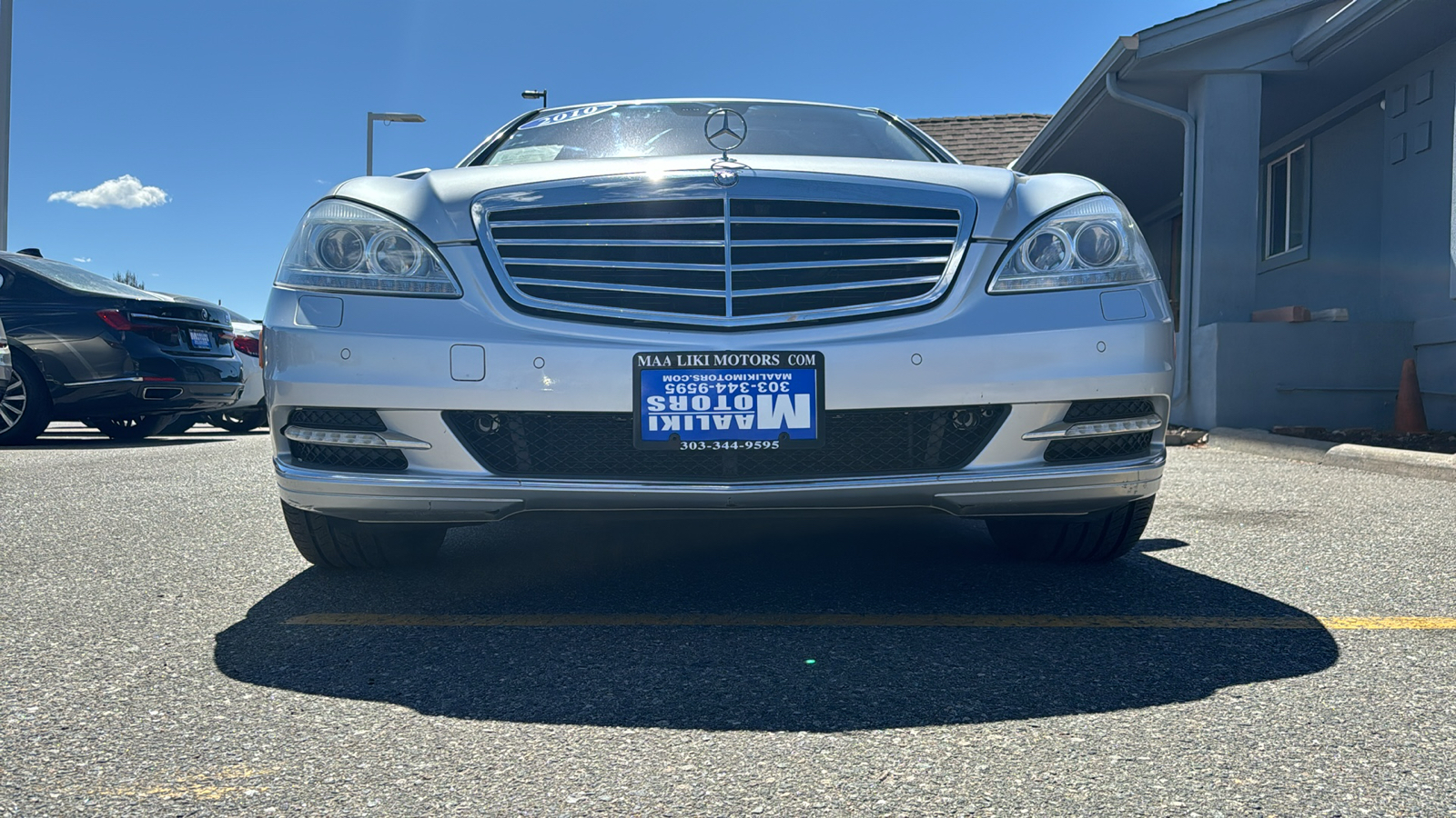 2010 Mercedes-Benz S-Class S 550 4MATIC All-Wheel Drive Luxury Sedan with V8  2
