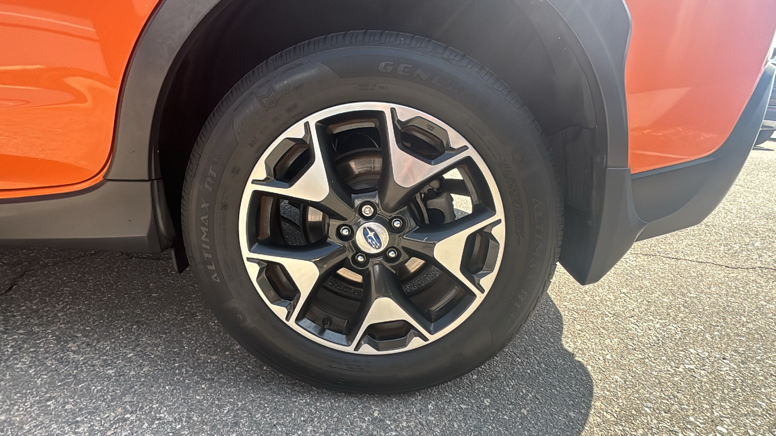 2018 Subaru Crosstrek 2.0i Premium All-Wheel Drive, Heated Seats, Low Mi 25