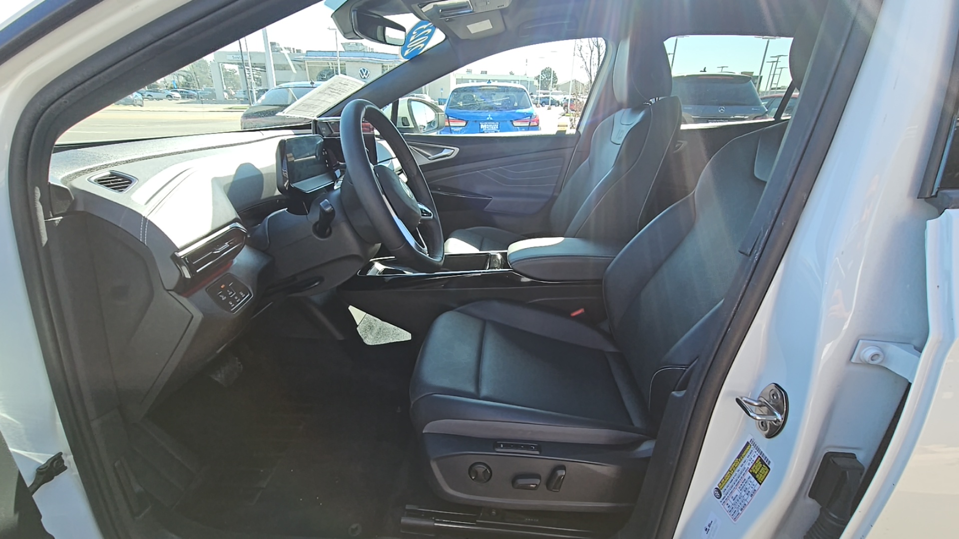 2023 Volkswagen ID.4 Pro S AWD, Heated Leather Seats, Sunroof, Navigati 5