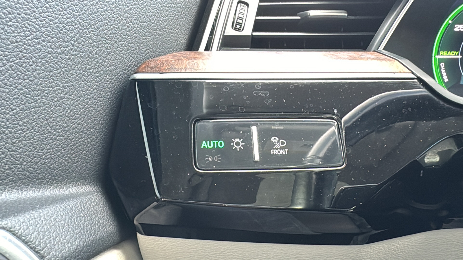 2019 Audi e-tron quattro Prestige AWD Electric Power, Navigation, S 16
