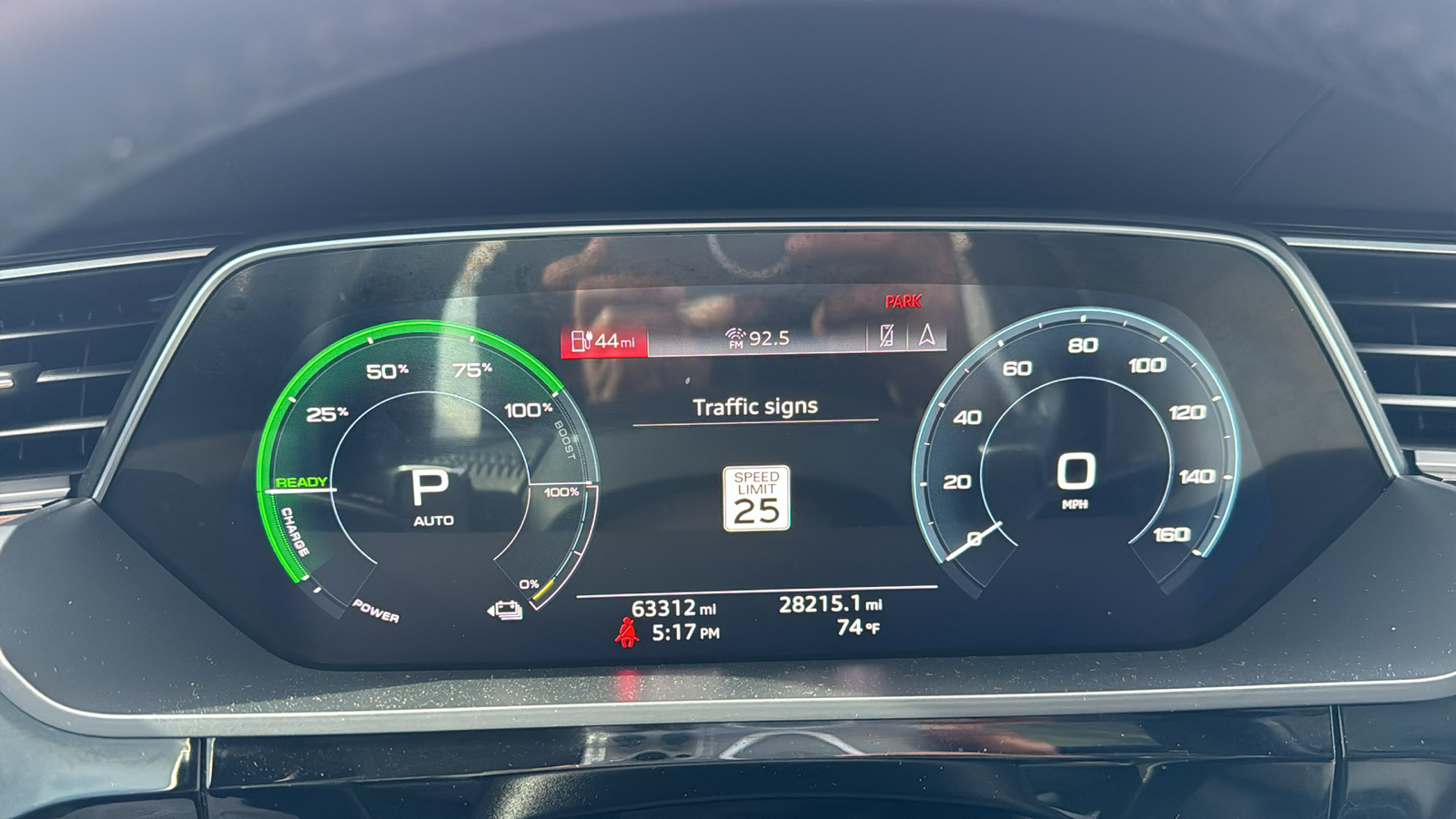 2019 Audi e-tron quattro Prestige AWD Electric Power, Navigation, S 19