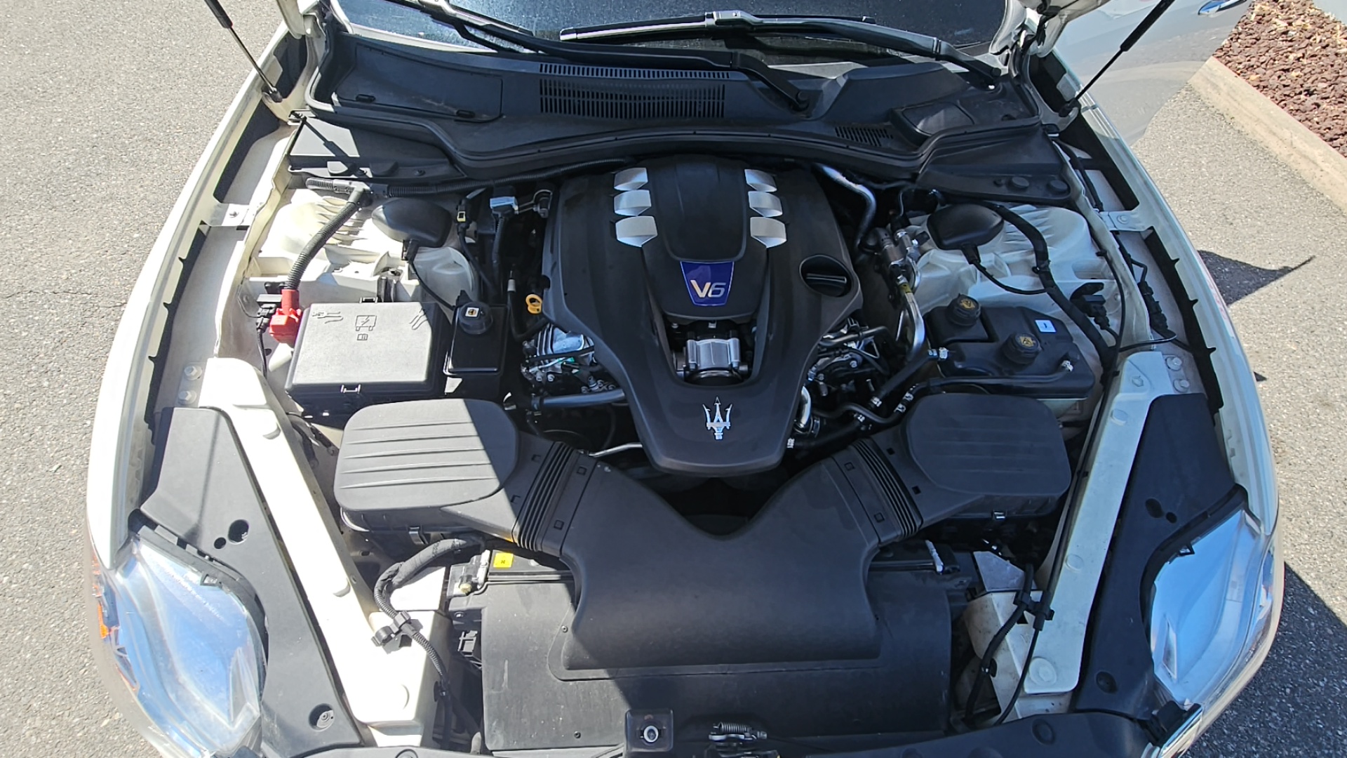 2016 Maserati Quattroporte S Q4 AWD, Twin Turbo V6, Leather, Sunroof, Navigat 21