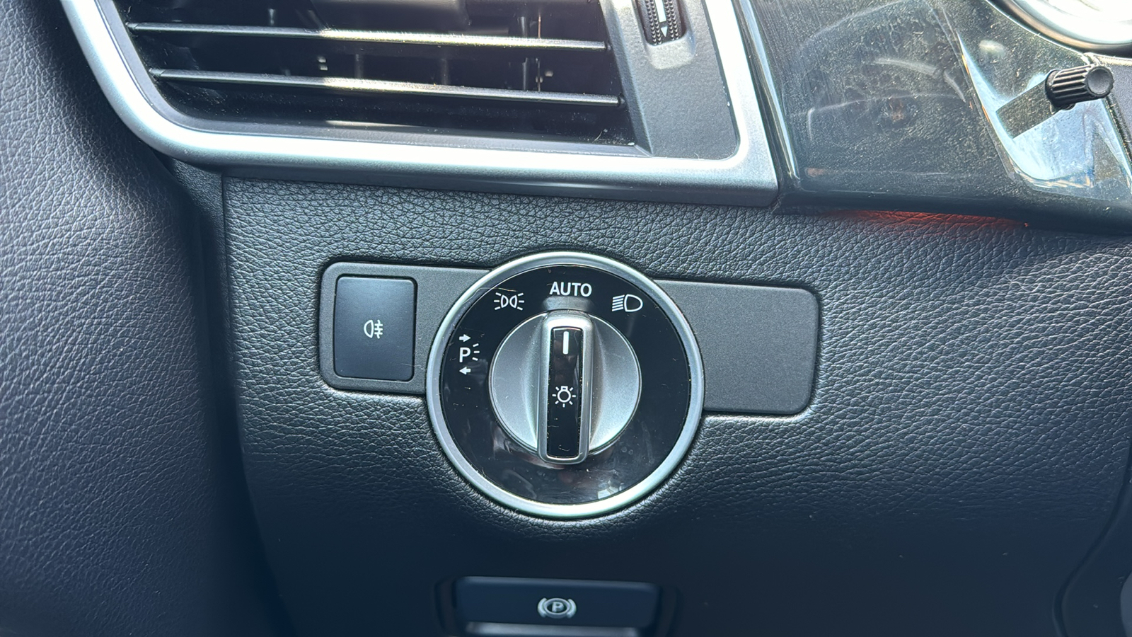 2015 Mercedes-Benz M-Class ML 350 4MATIC AWD, Navigation, Sunroof, Heated Lea 16