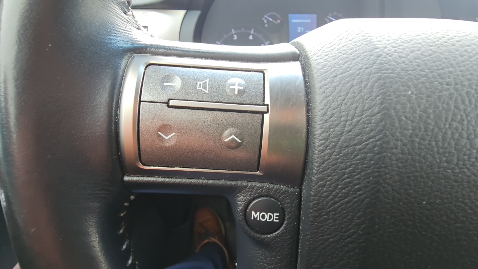 2017 Lexus GX 460  AWD, Leather, Sunroof, Navigation, Backup Camera, 14
