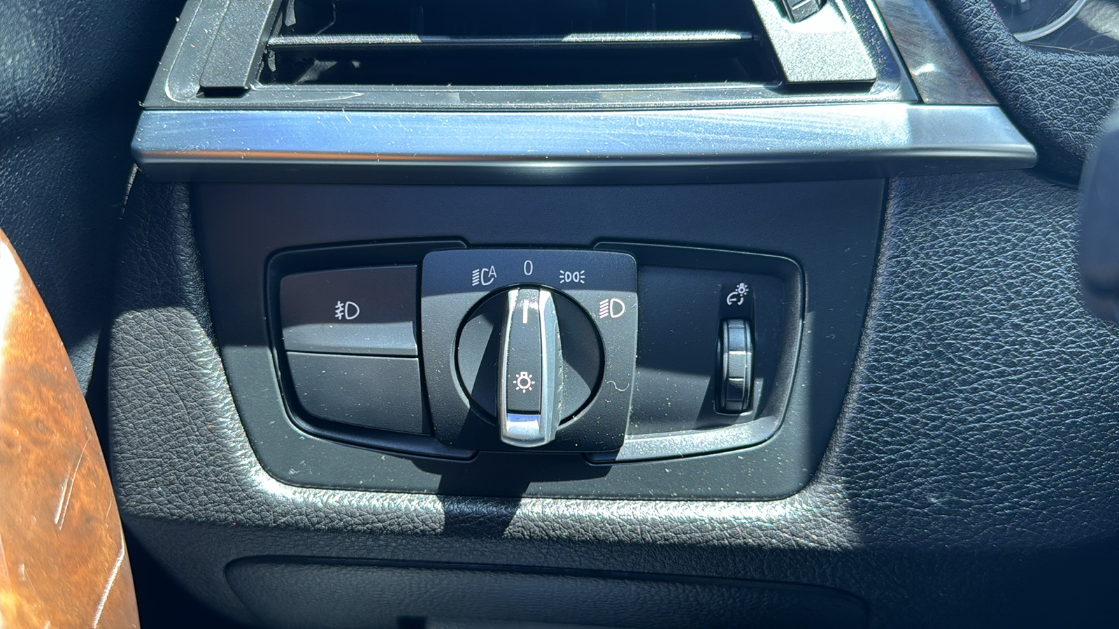 2015 BMW 3 Series 328i Turbocharged Engine, Bluetooth, Luxurious Lea 15