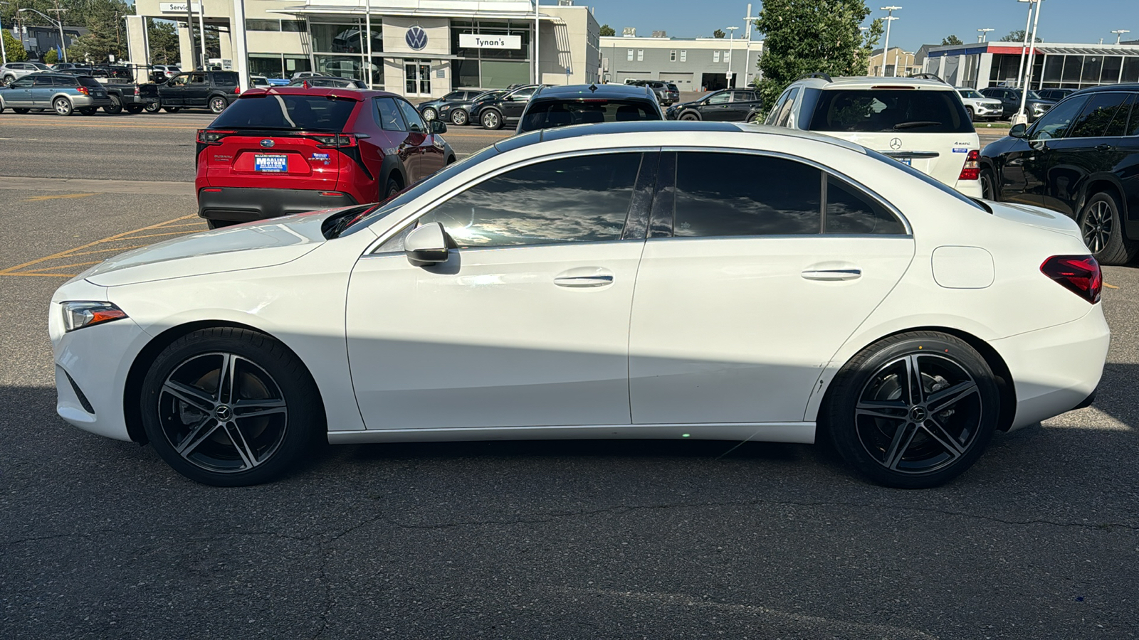 2019 Mercedes-Benz A-Class A 220 4MATIC AWD, Turbo, Leather, Sunroof, Navigat 4