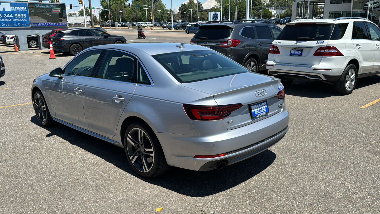 2018 Audi A4 2.0T quattro Premium Plus AWD Quattro Premium Plus 5