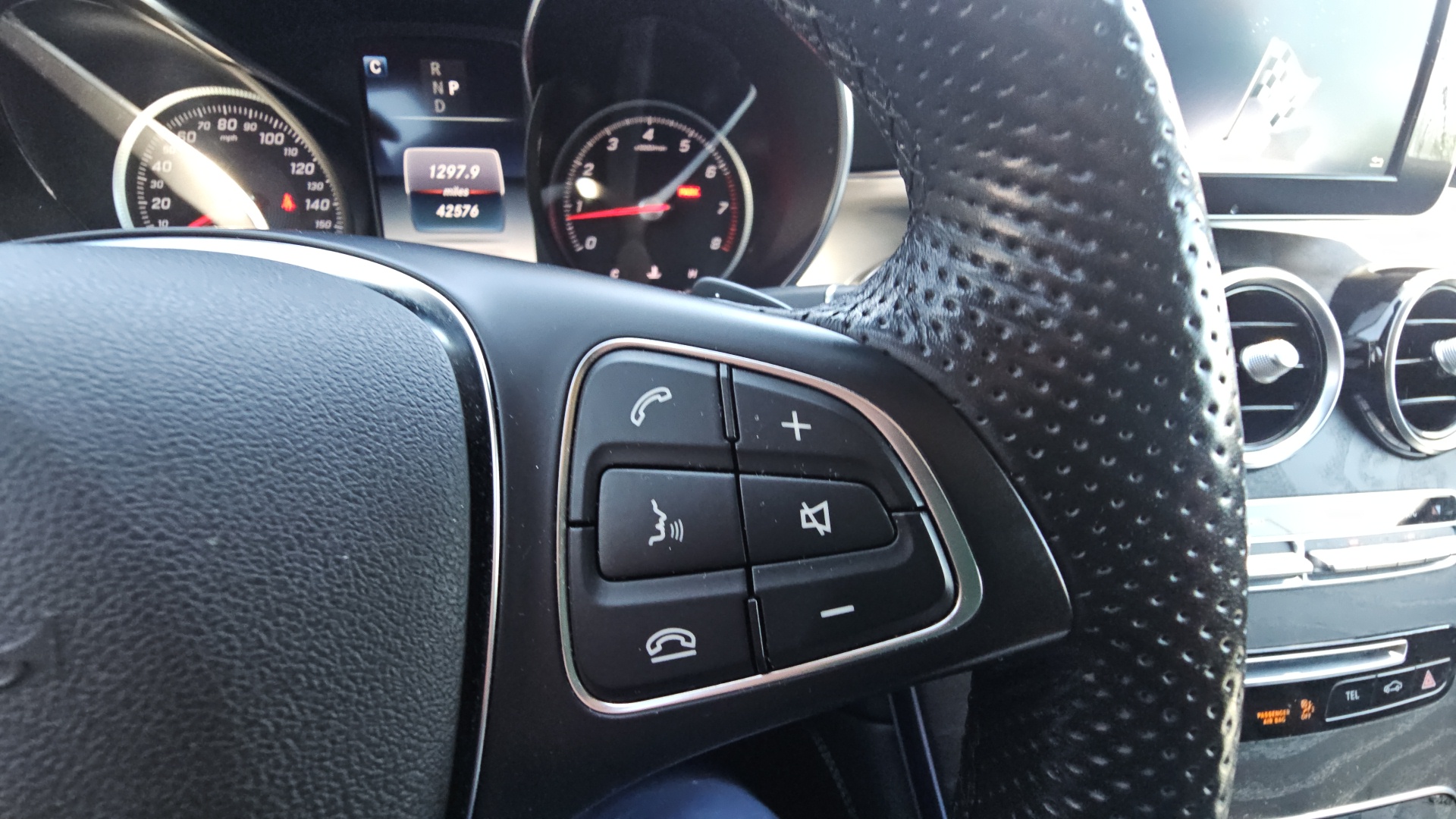 2019 Mercedes-Benz GLC GLC 300 4MATIC AWD, Leather, Navigation, Backup Ca 15
