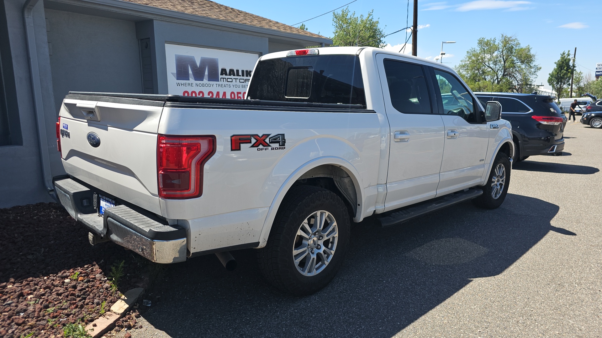 2016 Ford F-150 Lariat EcoBoost Engine, 4WD, Leather, Backup Camer 5