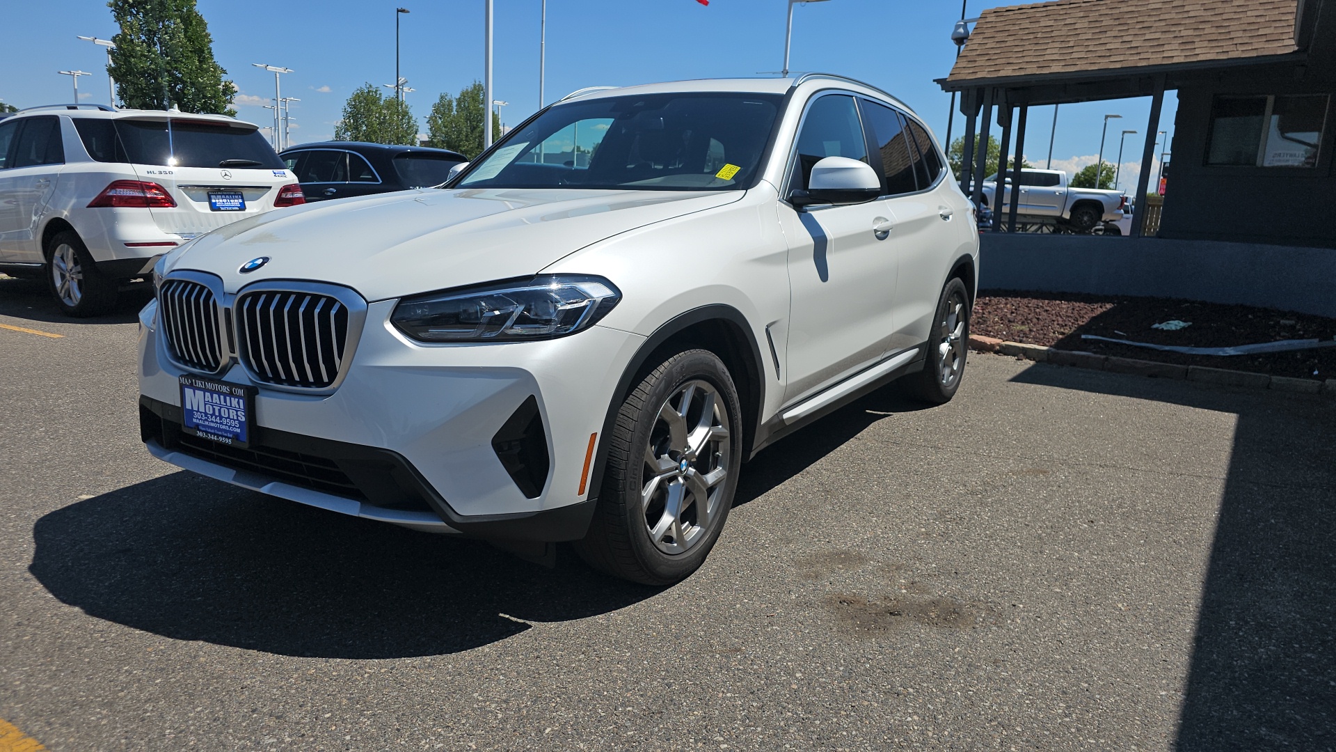 2023 BMW X3 xDrive30i AWD, Turbo I4, Leather, Navigation, Back 3