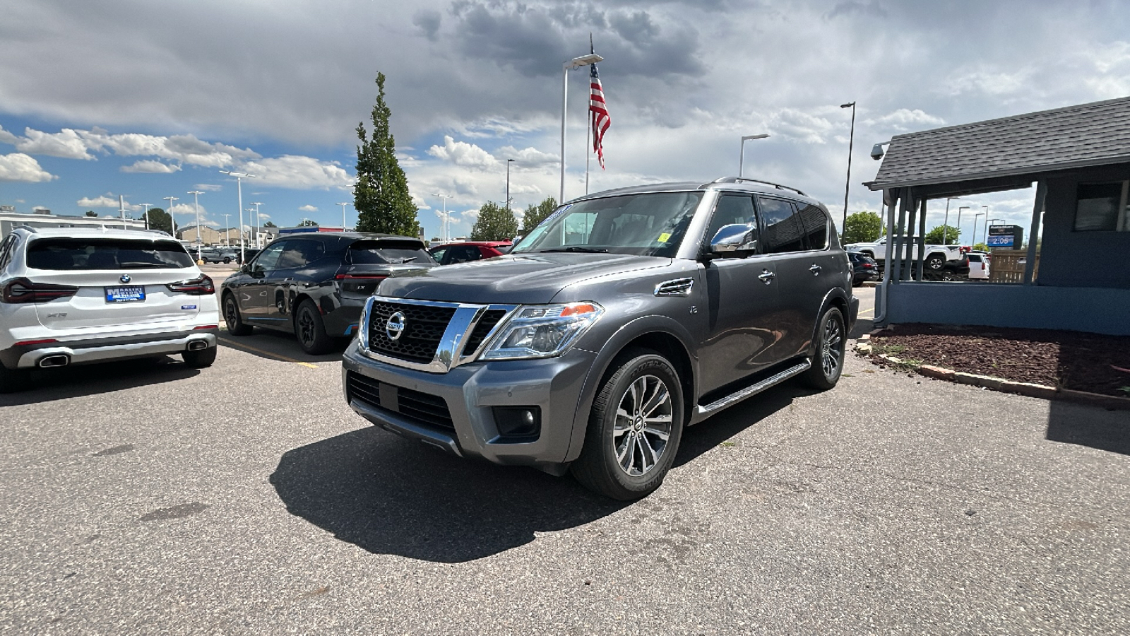 2019 Nissan Armada SL Rugged 4WD, Perfect For Off-Road Adventure 3