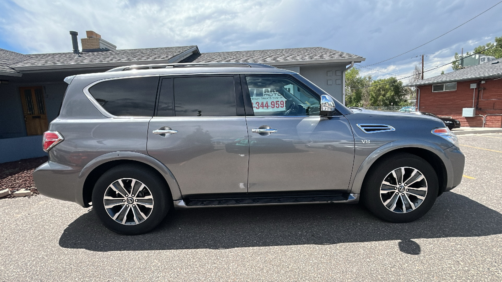 2019 Nissan Armada SL Rugged 4WD, Perfect For Off-Road Adventure 9