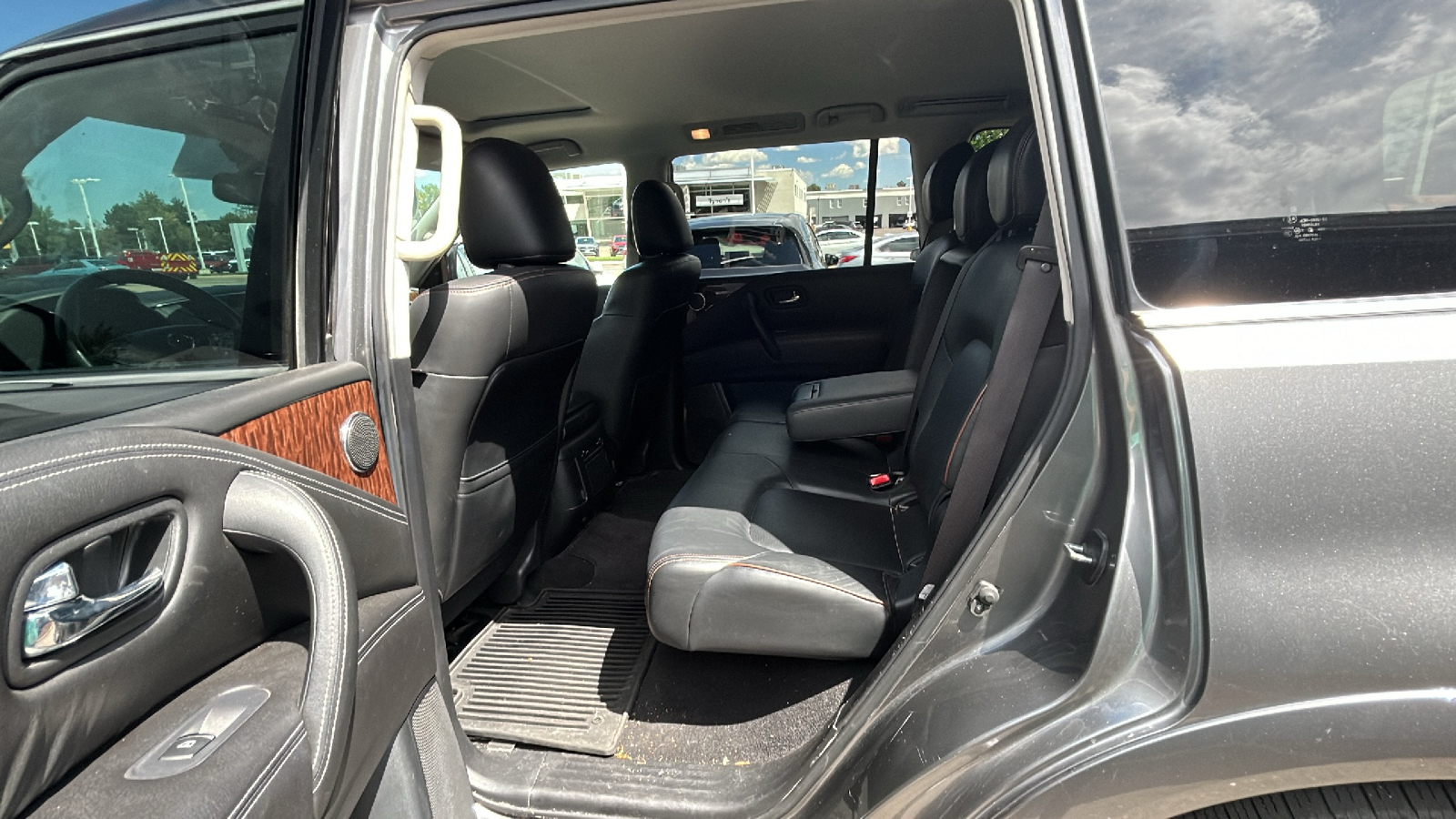 2019 Nissan Armada SL Rugged 4WD, Perfect For Off-Road Adventure 27