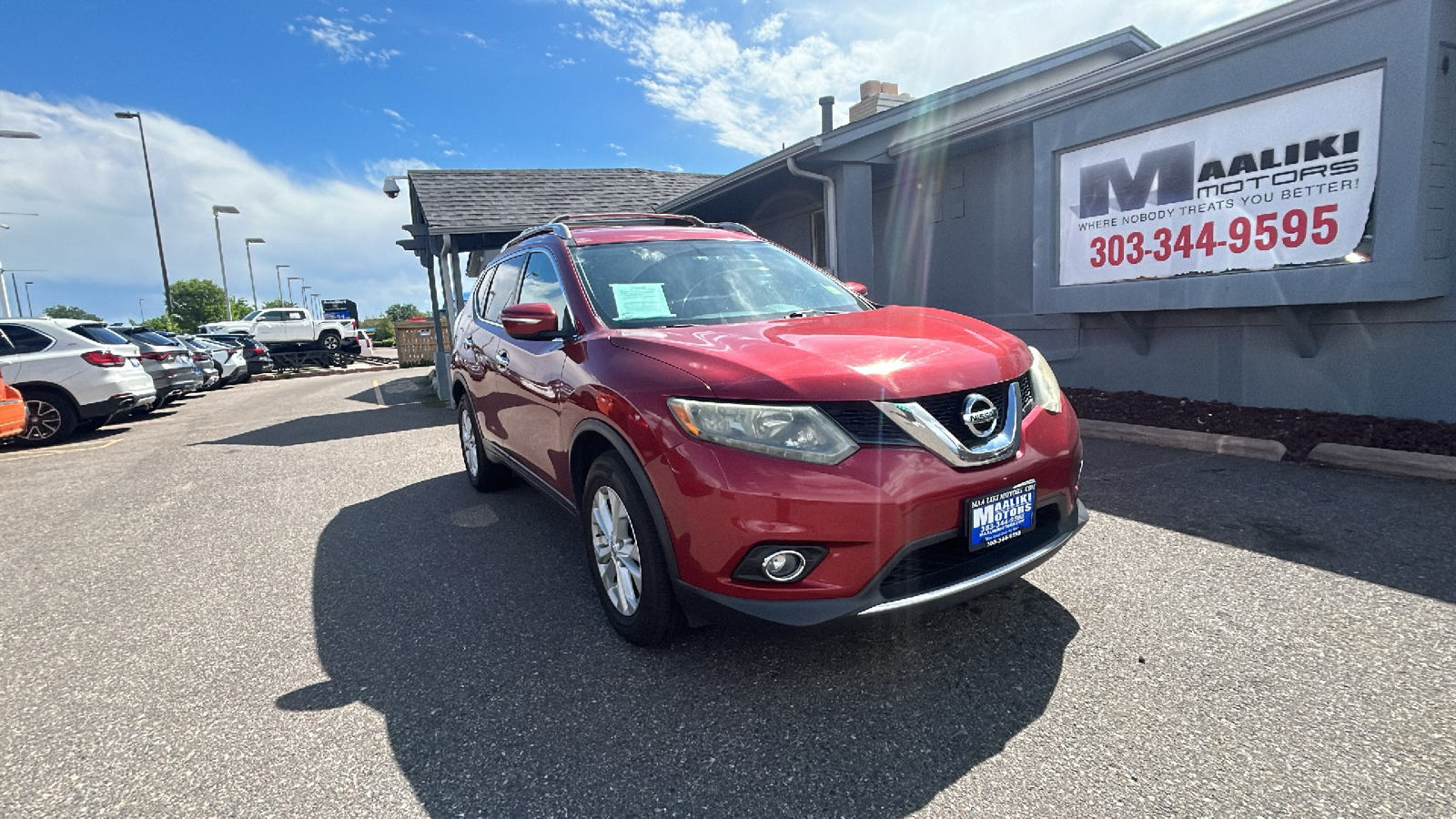 2014 Nissan Rogue SV AWD For Enhanced Stability and Control 1