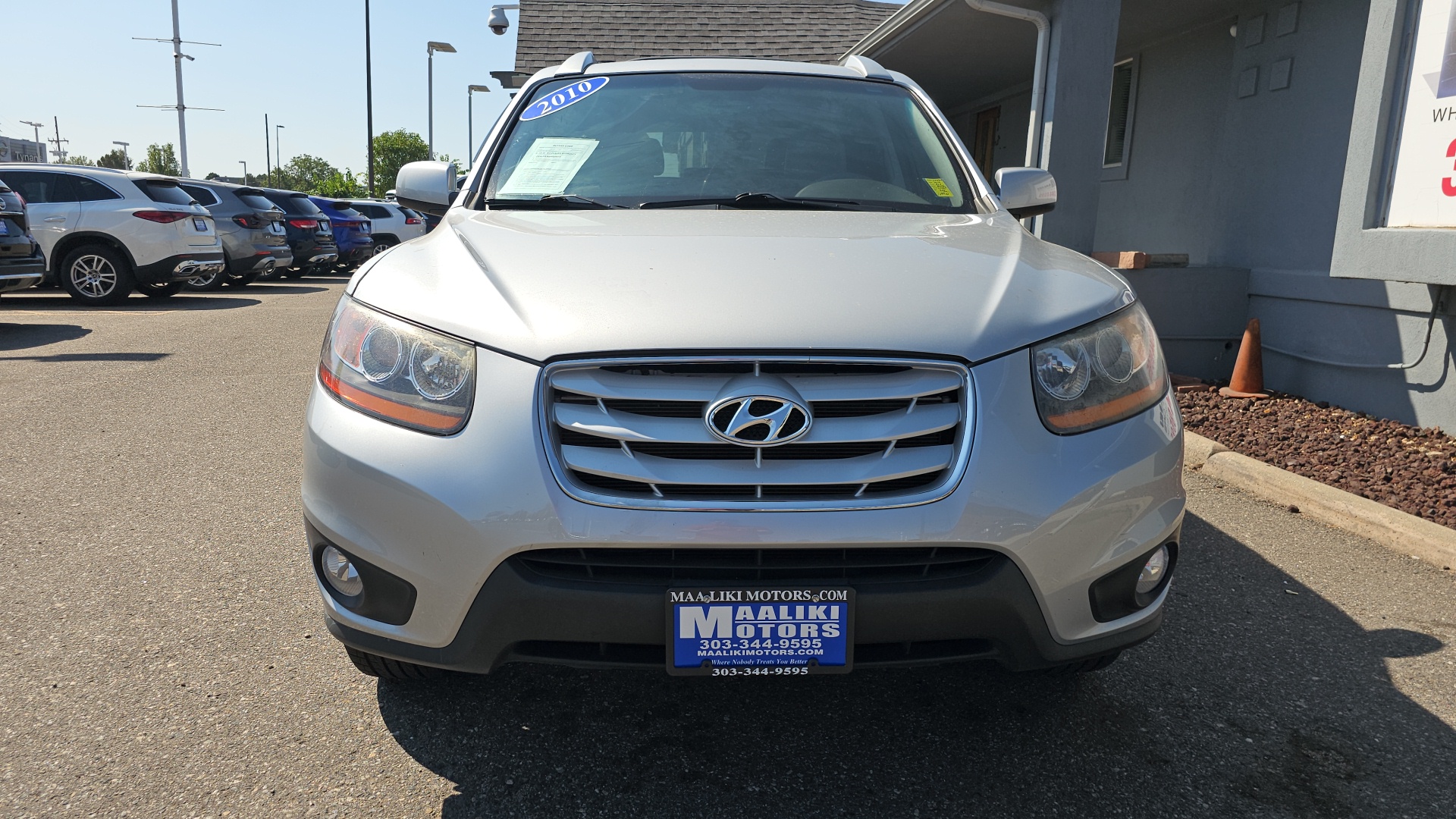 2010 Hyundai SANTA FE SE AWD, V6 Engine, Bluetooth, Leather Interior 2