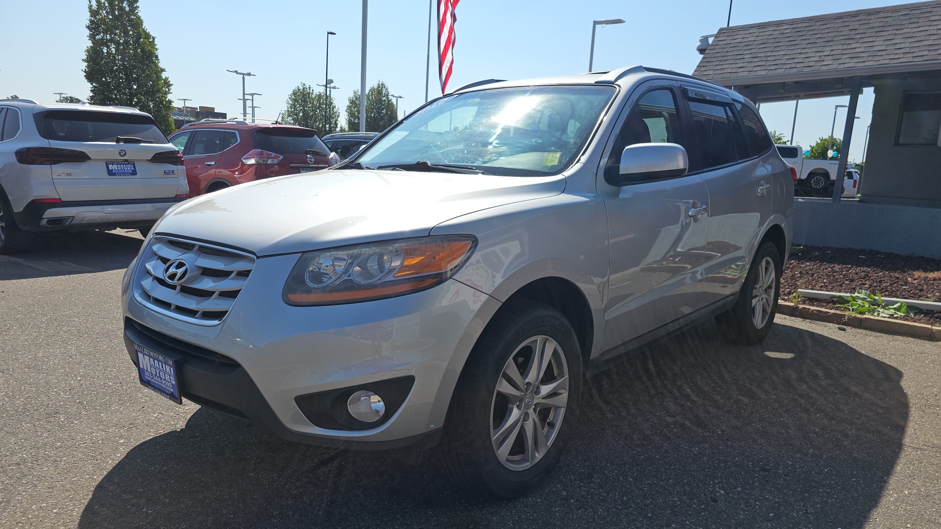 2010 Hyundai SANTA FE SE AWD, V6 Engine, Bluetooth, Leather Interior 3