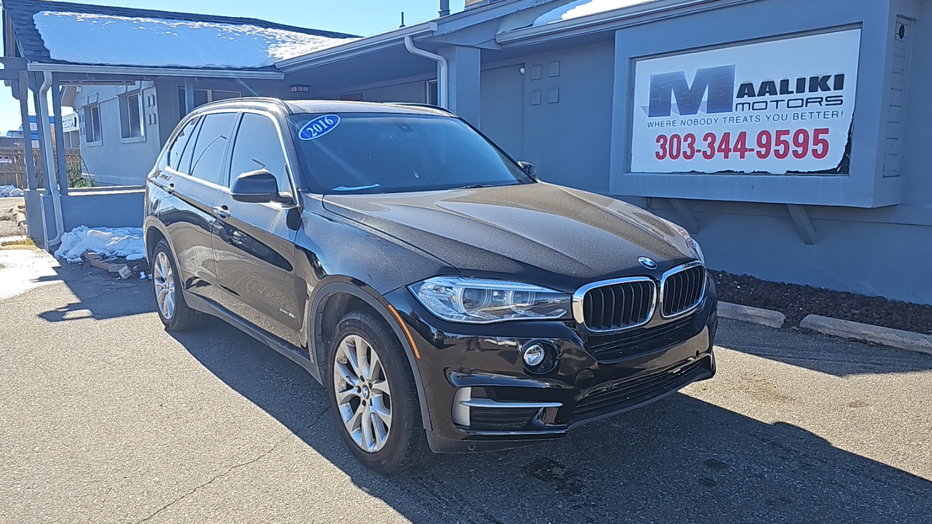 2016 BMW X5 xDrive35i Luxurious AWD with Navigation, Sunroof,  1