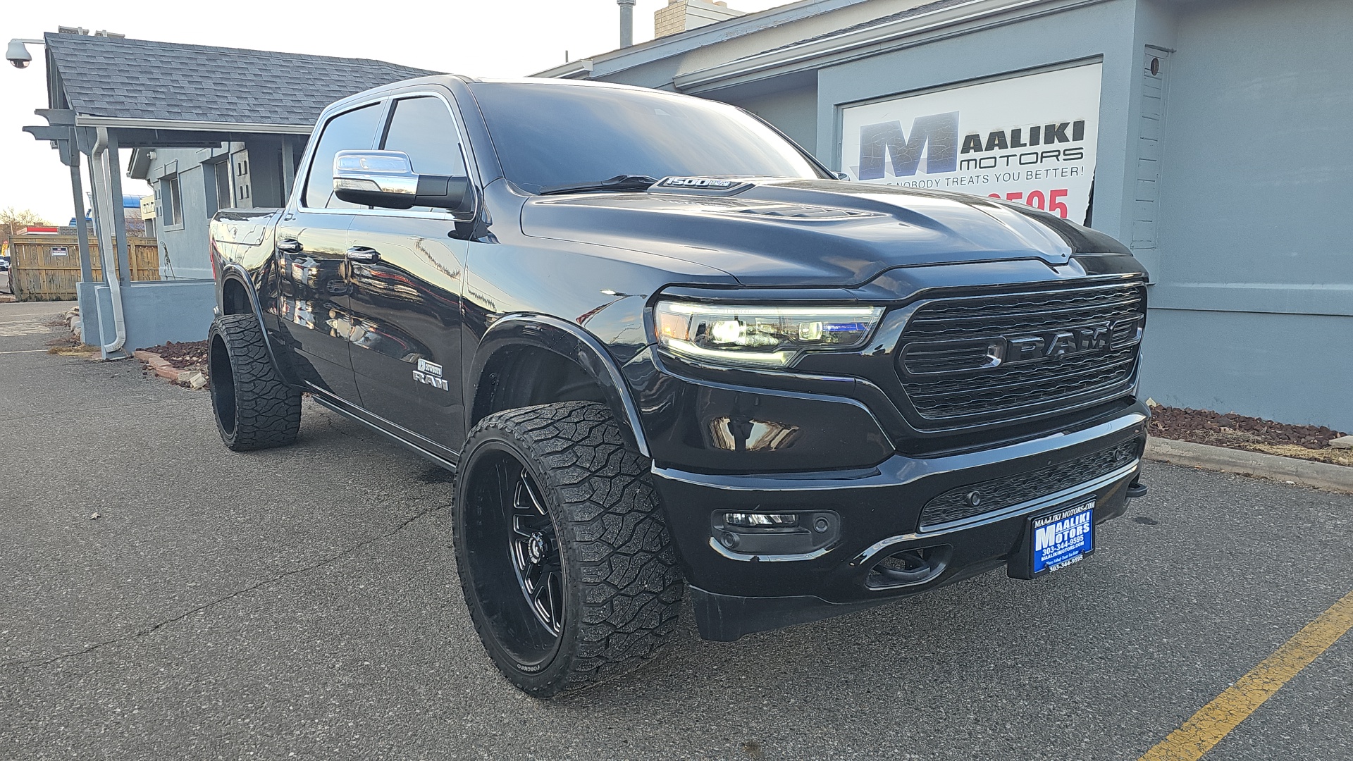 2020 Ram 1500 Limited HEMI Power, 4WD, Leather Luxury, Navigatio 1