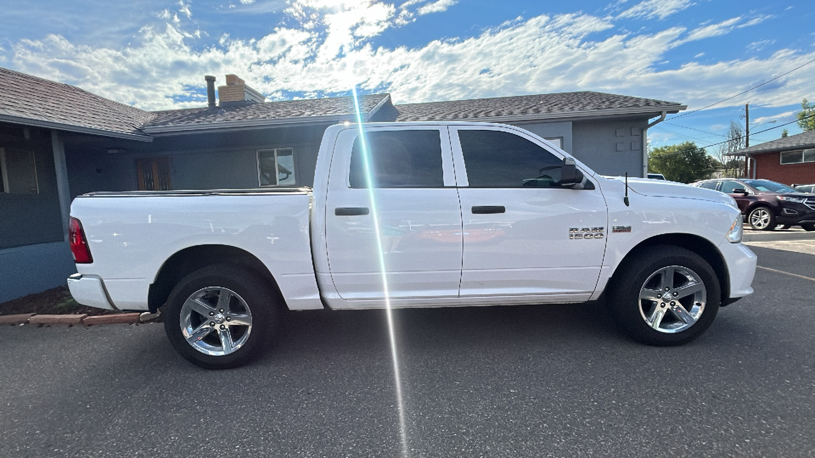 2015 Ram Ram Pickup 1500 Express HEMI V8, 4WD, Crew Cab, Clean CARFAX 9