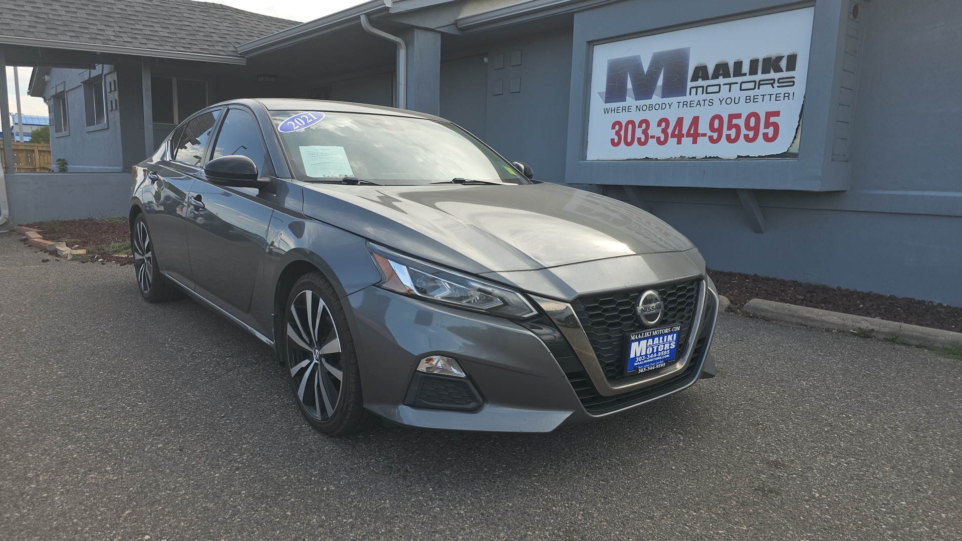 2021 NISSAN ALTIMA 2.5 SR Sedan With Backup Camera, Bluetooth, Remote 1