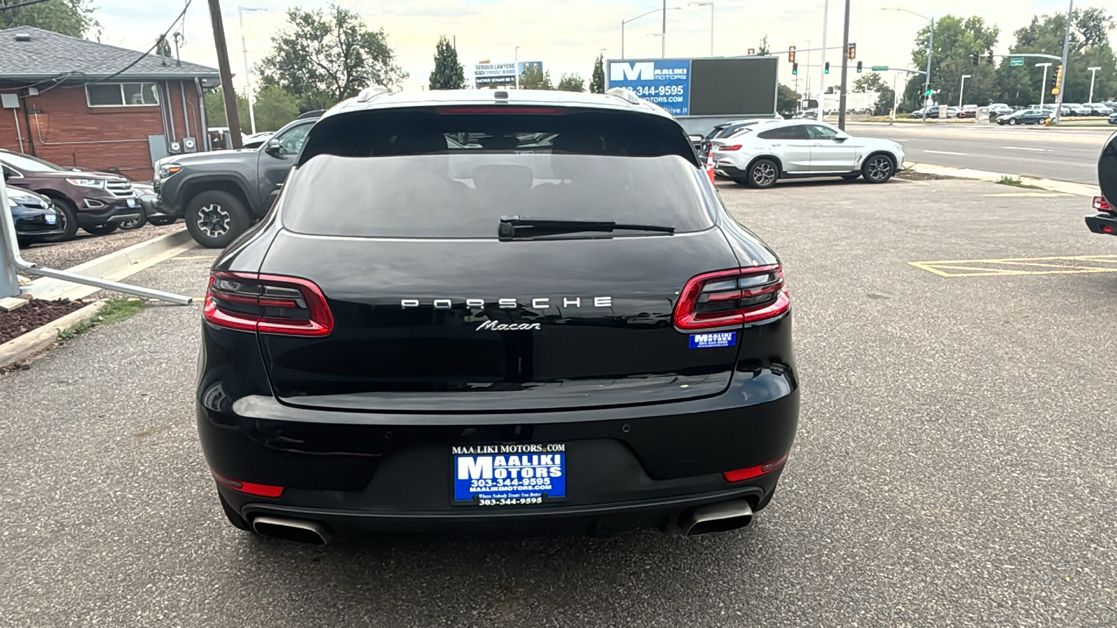 2018 Porsche Macan  AWD, Turbo Engine, Leather, Backup Camera, Blueto 6