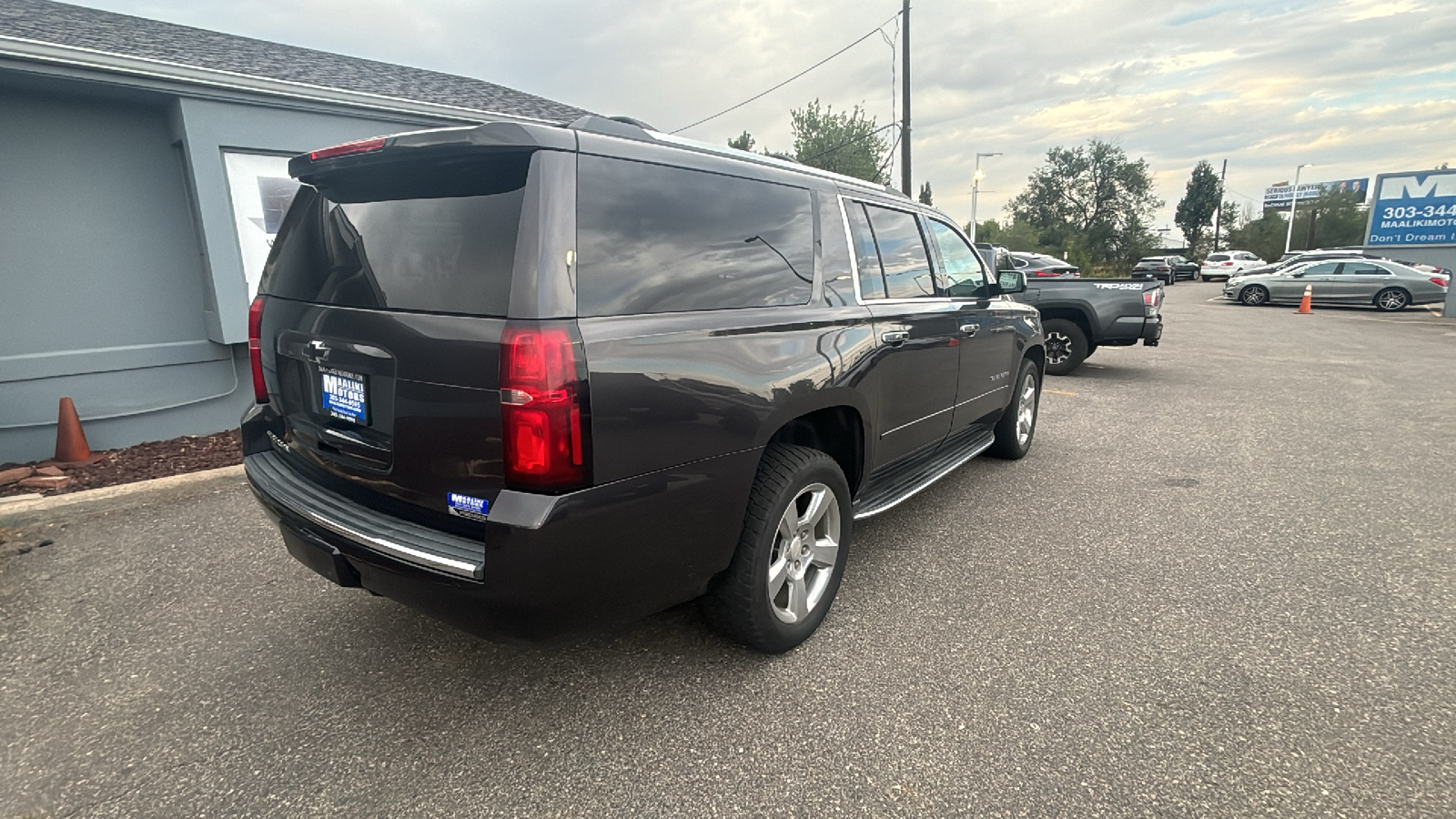 2018 Chevrolet Suburban Premier 4WD, Leather, Heated Seats, Navigation, Re 8