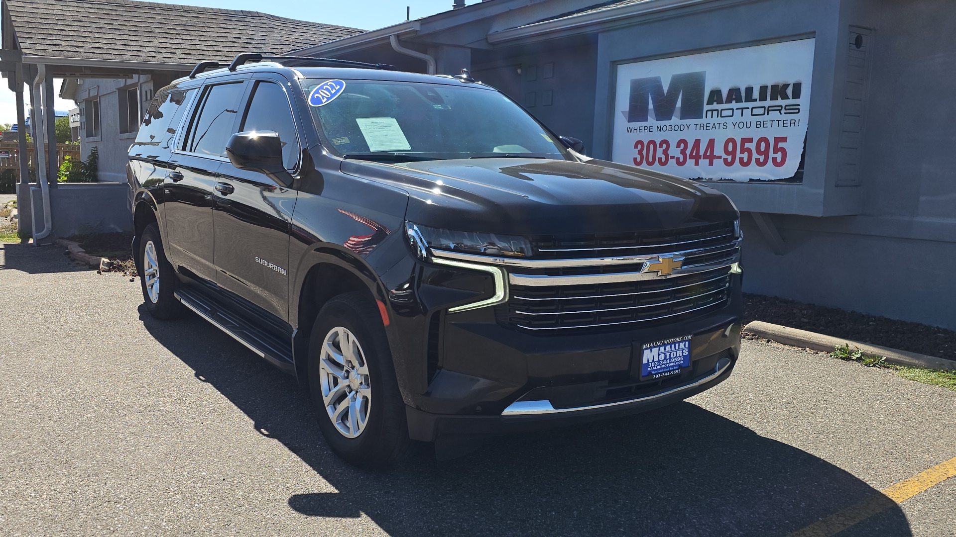 2022 Chevrolet Suburban LT Diesel Power, 4WD, Leather, Navigation, Heated  1