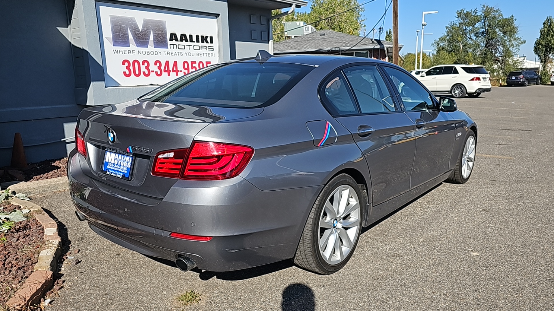 2011 BMW 5 Series 535i xDrive  4