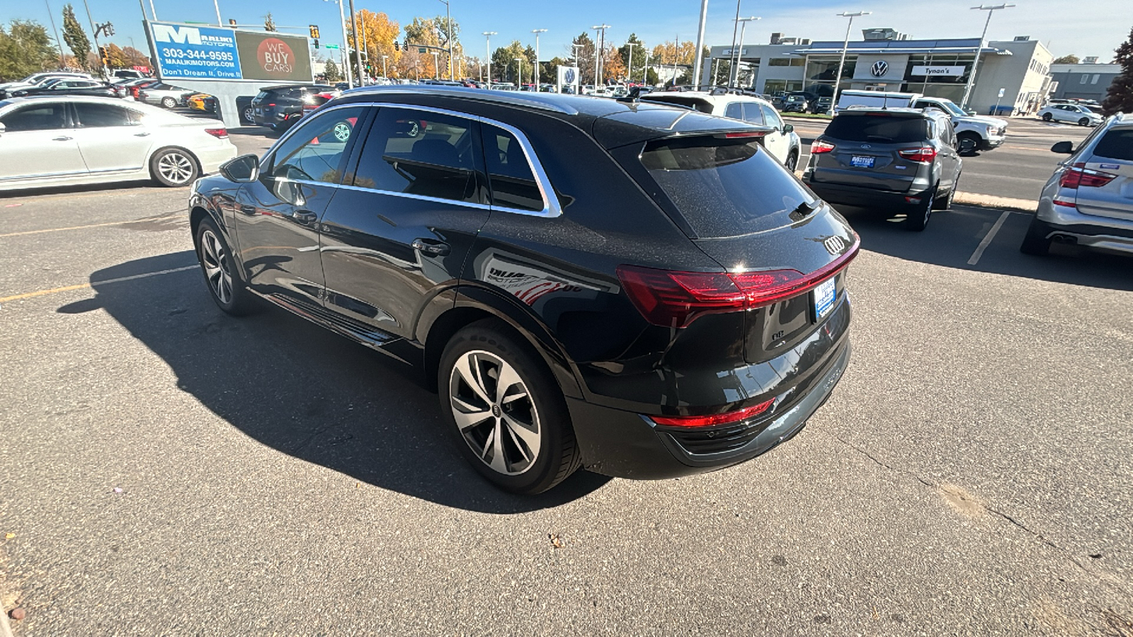 2024 Audi Q8 e-tron quattro Premium AWD Electric, Navigation, Sunroof, 5